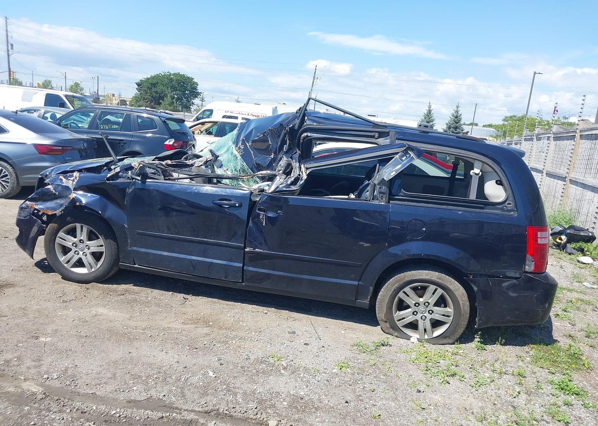 2010 DODGE GRAND CARAVAN SE