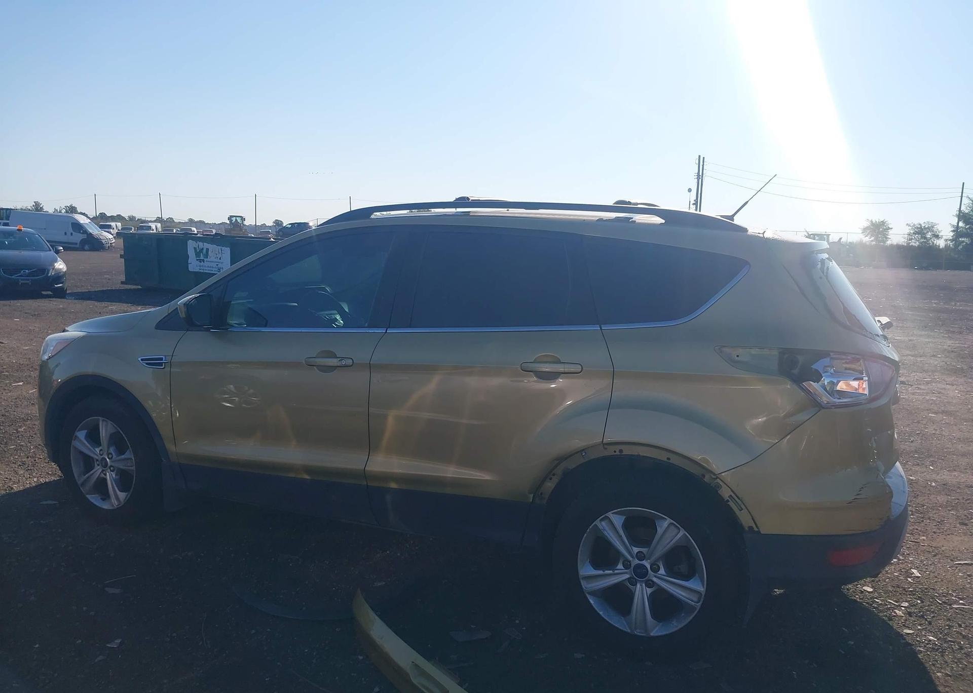2014 FORD ESCAPE SE