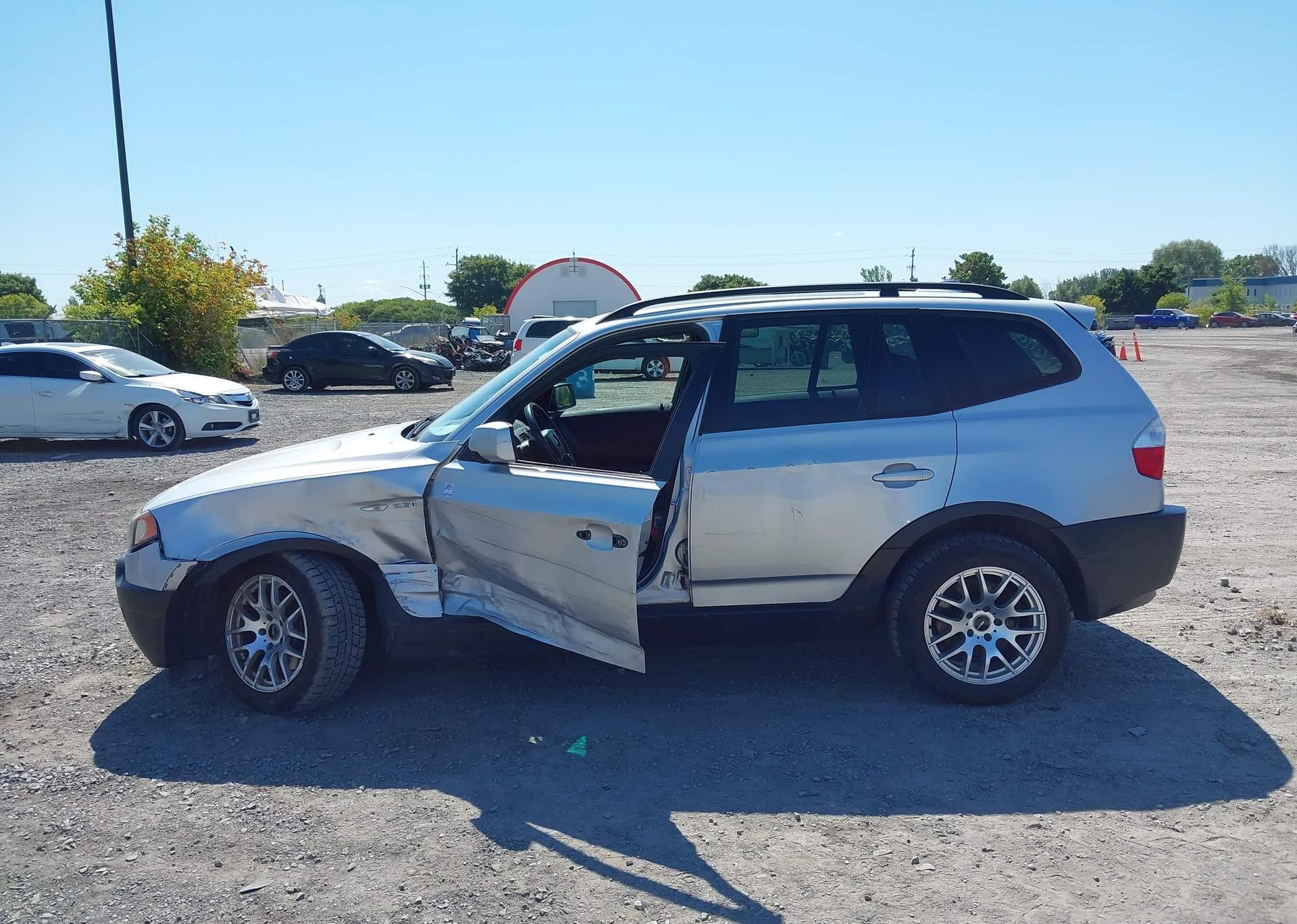 2004 BMW X3 2.5I