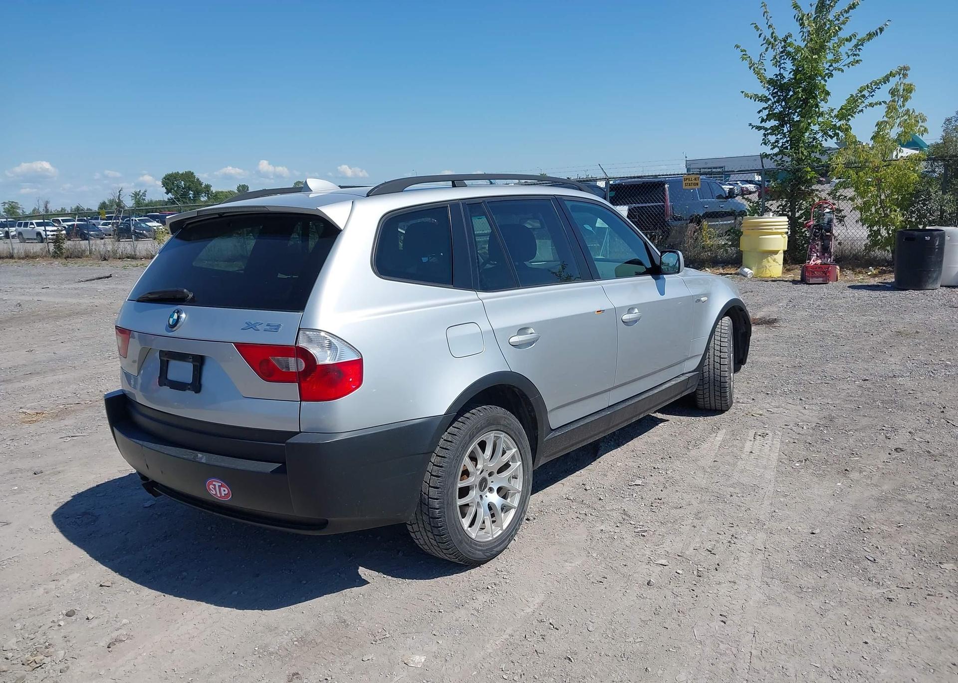 2004 BMW X3 2.5I