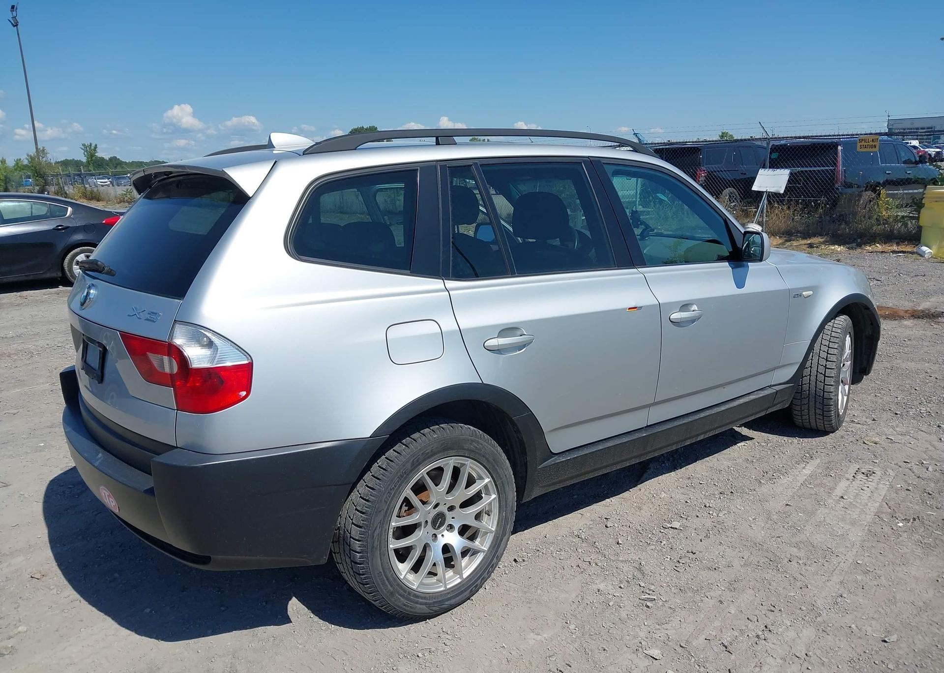 2004 BMW X3 2.5I