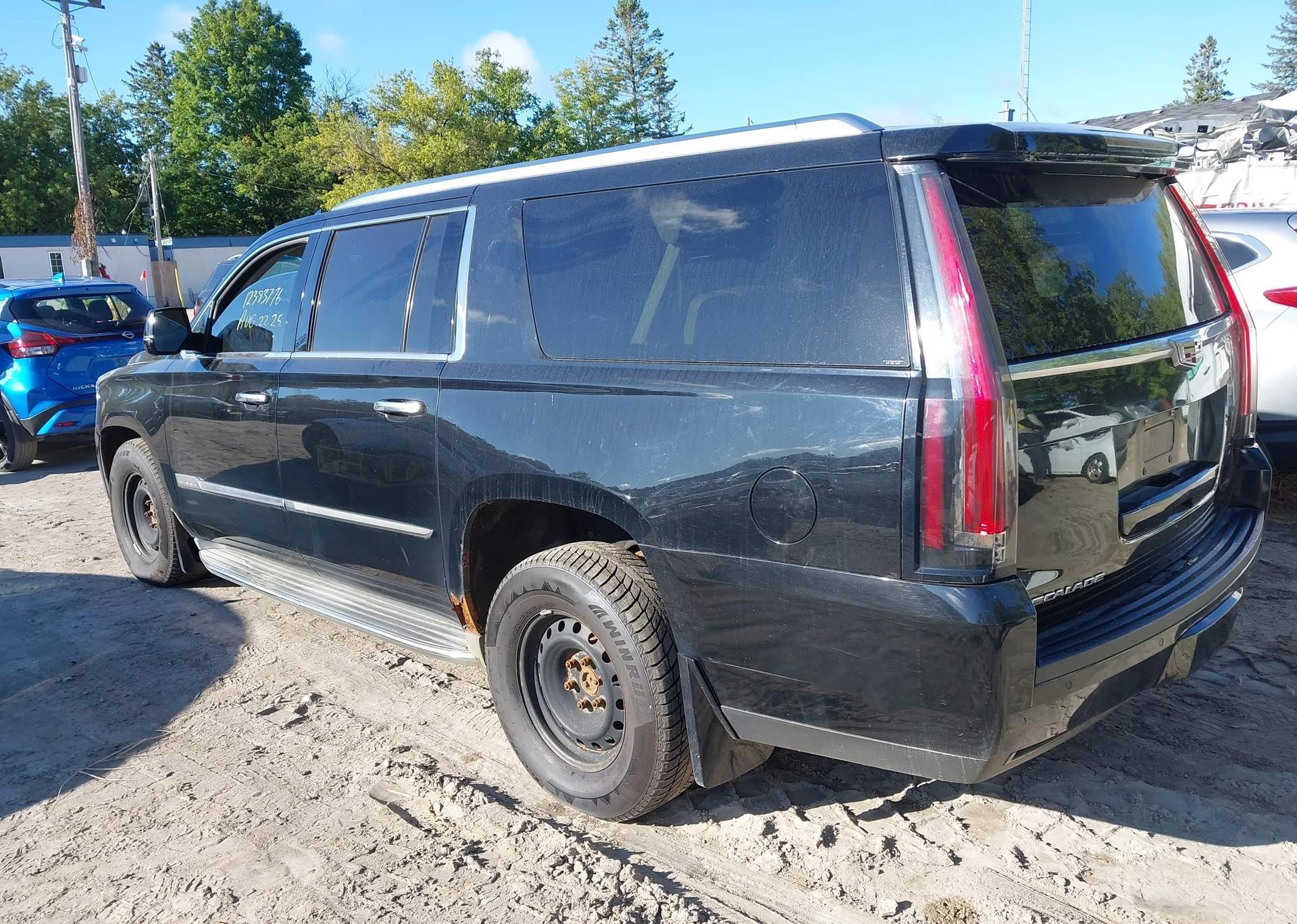 2015 CADILLAC ESCALADE ESV LUXURY