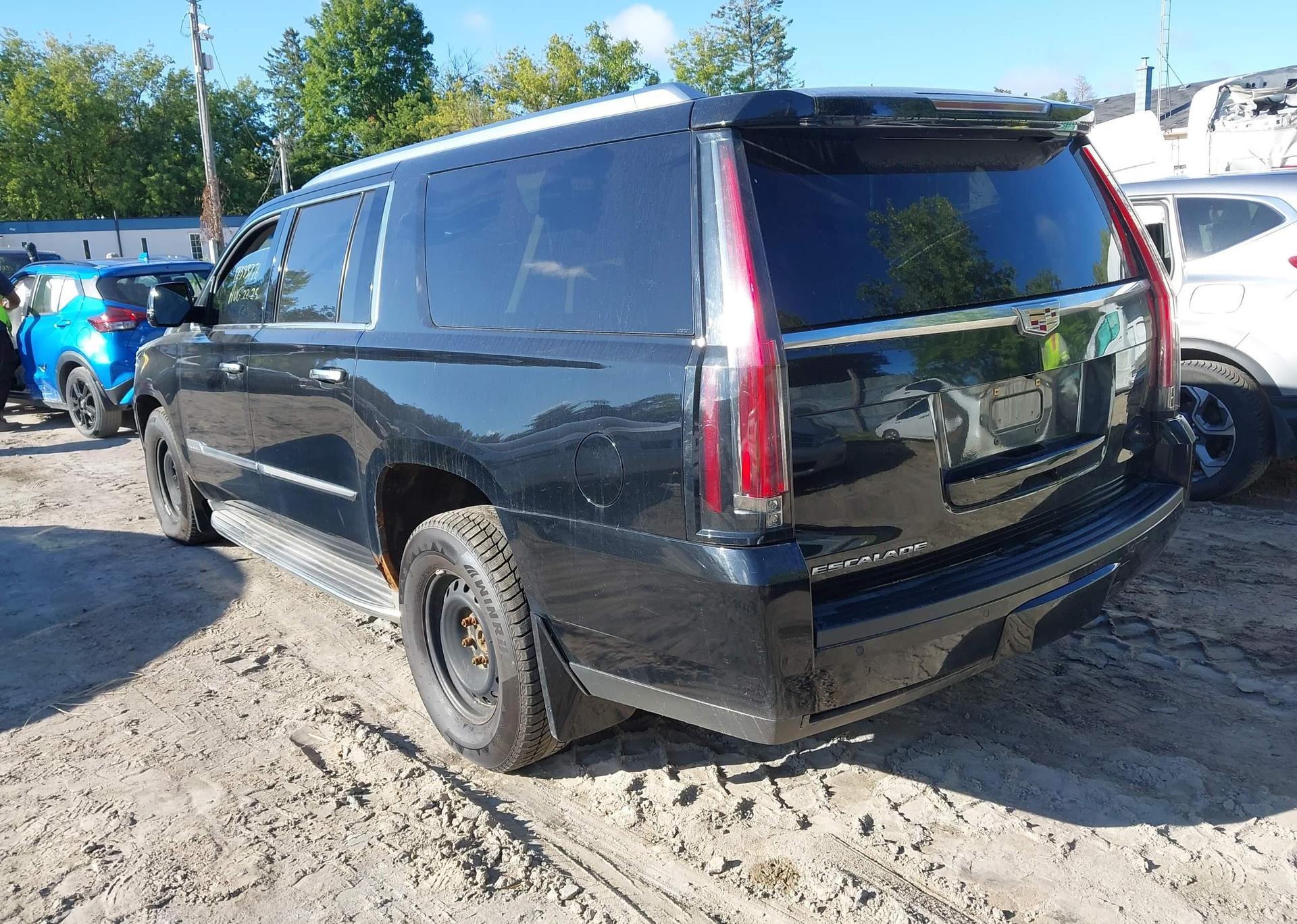 2015 CADILLAC ESCALADE ESV LUXURY