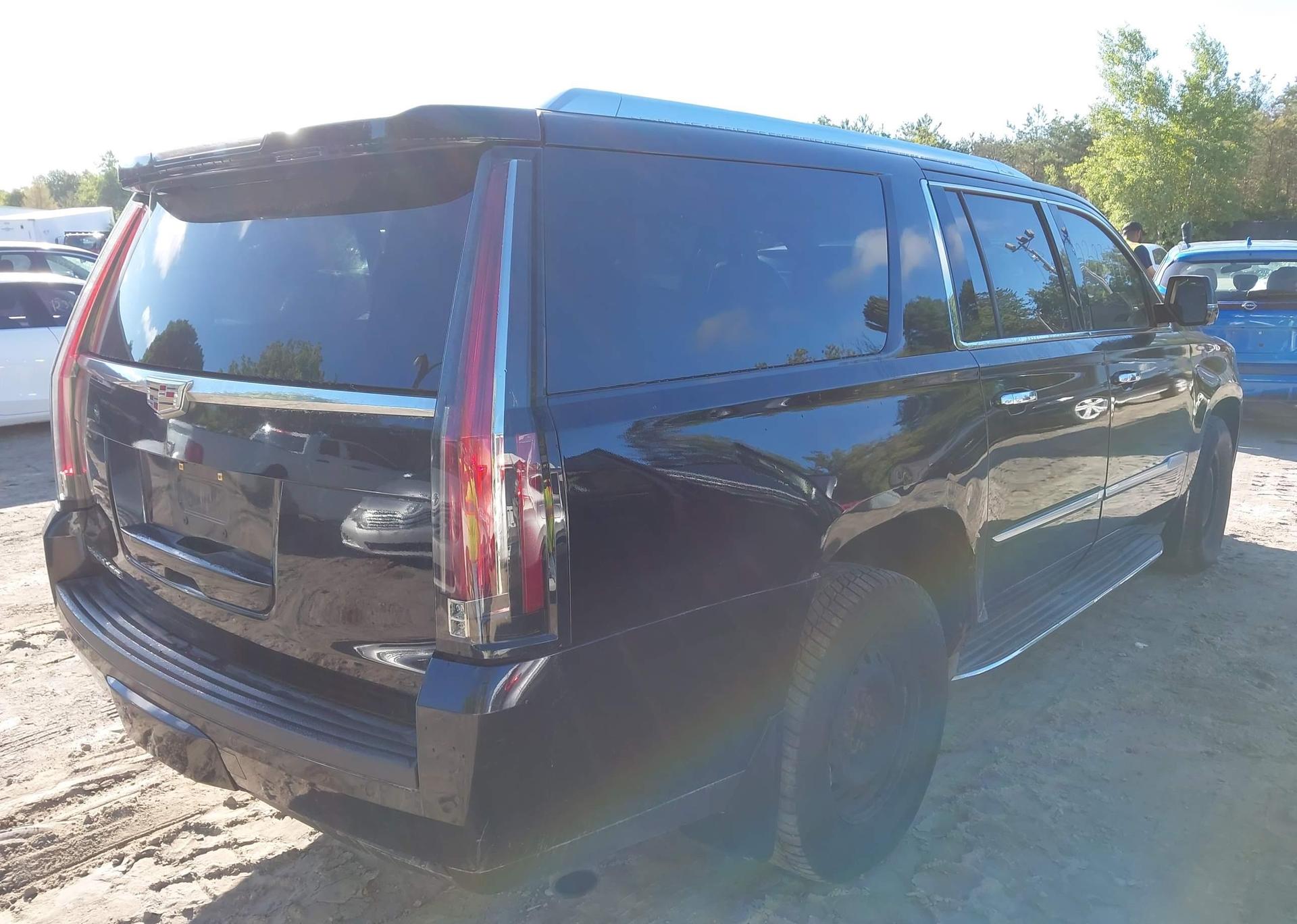 2015 CADILLAC ESCALADE ESV LUXURY