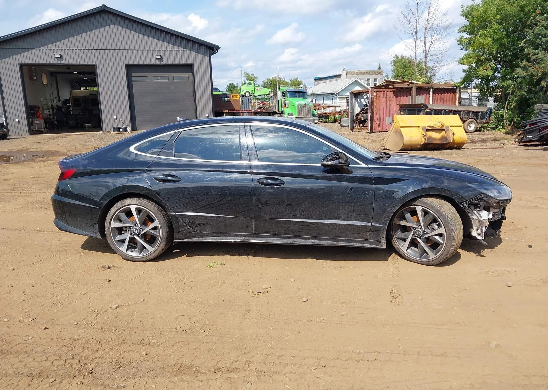 2023 HYUNDAI SONATA SPORT 1.6T 4DR