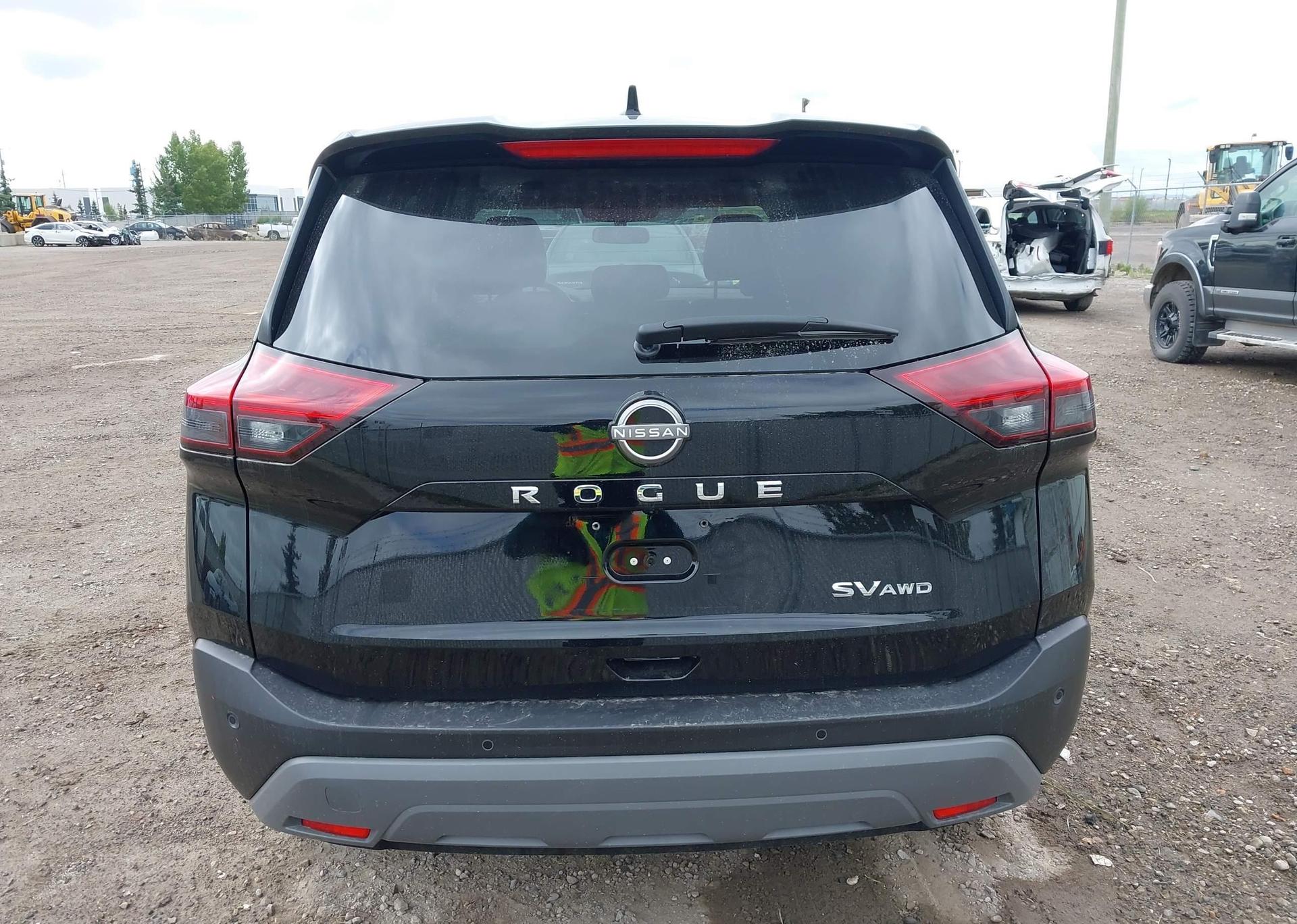 2022 NISSAN ROGUE SV