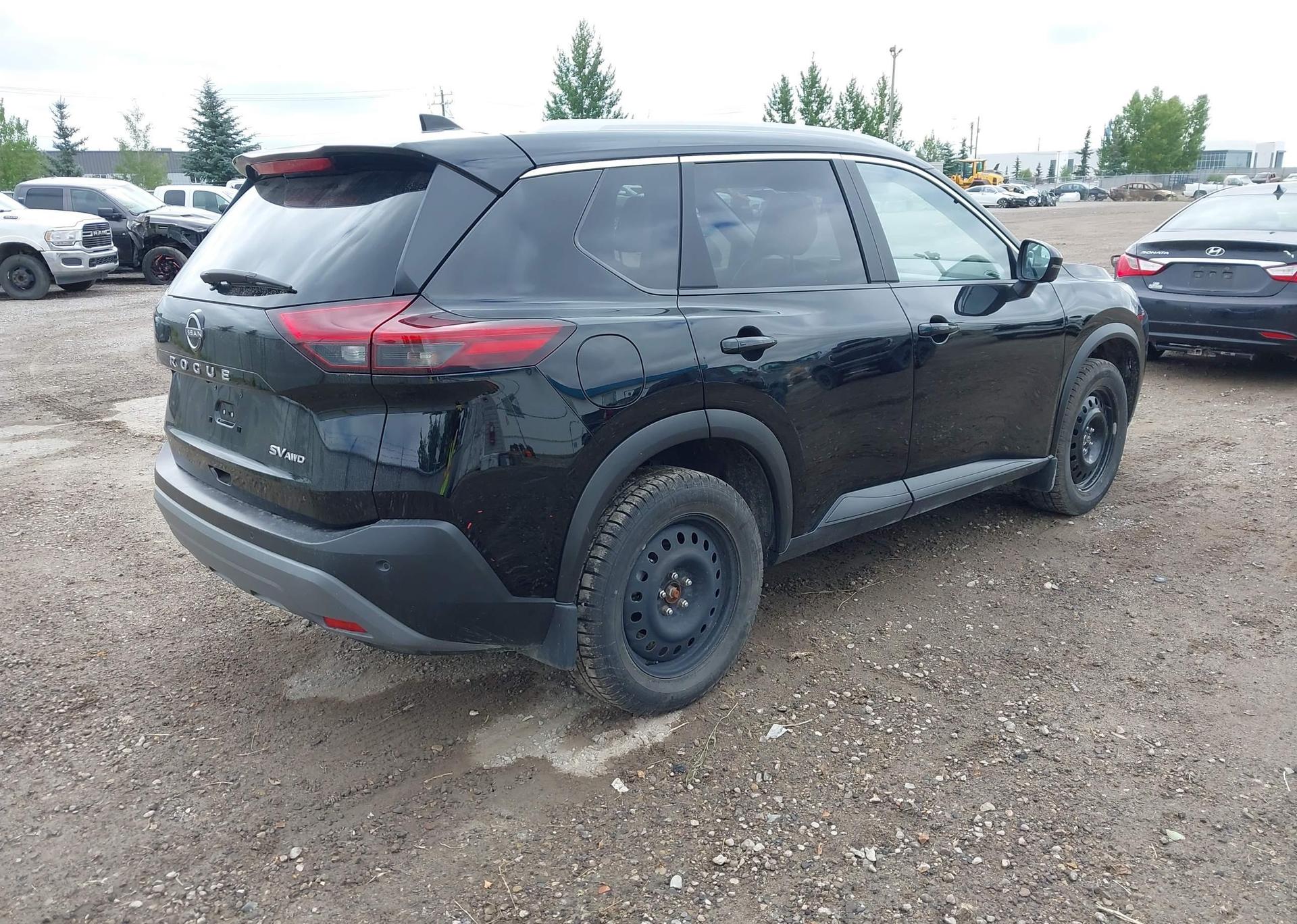 2022 NISSAN ROGUE SV