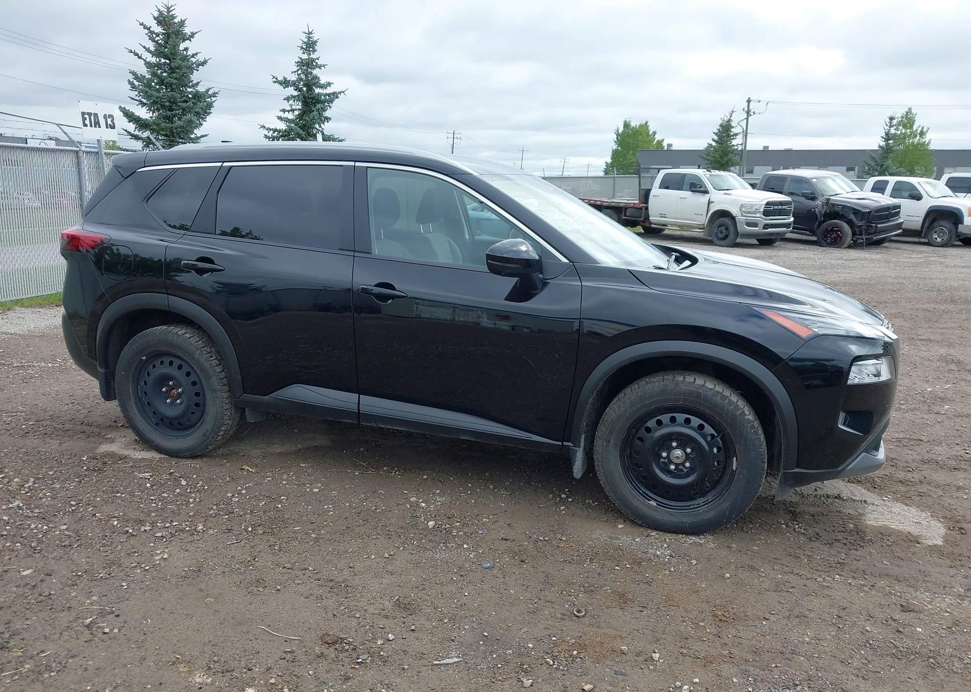 2022 NISSAN ROGUE SV