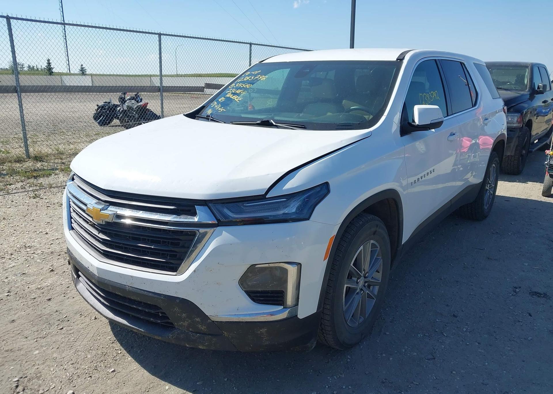 2023 CHEVROLET TRAVERSE LS