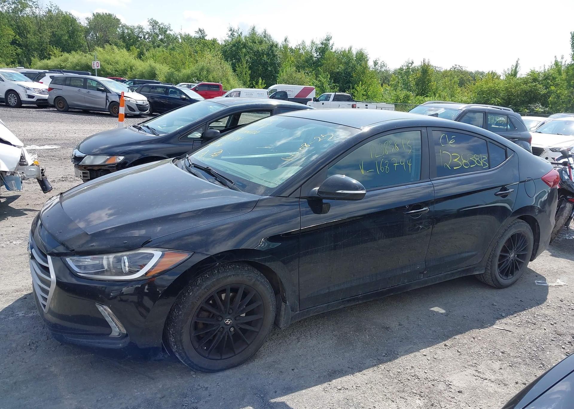 2017 HYUNDAI ELANTRA SE