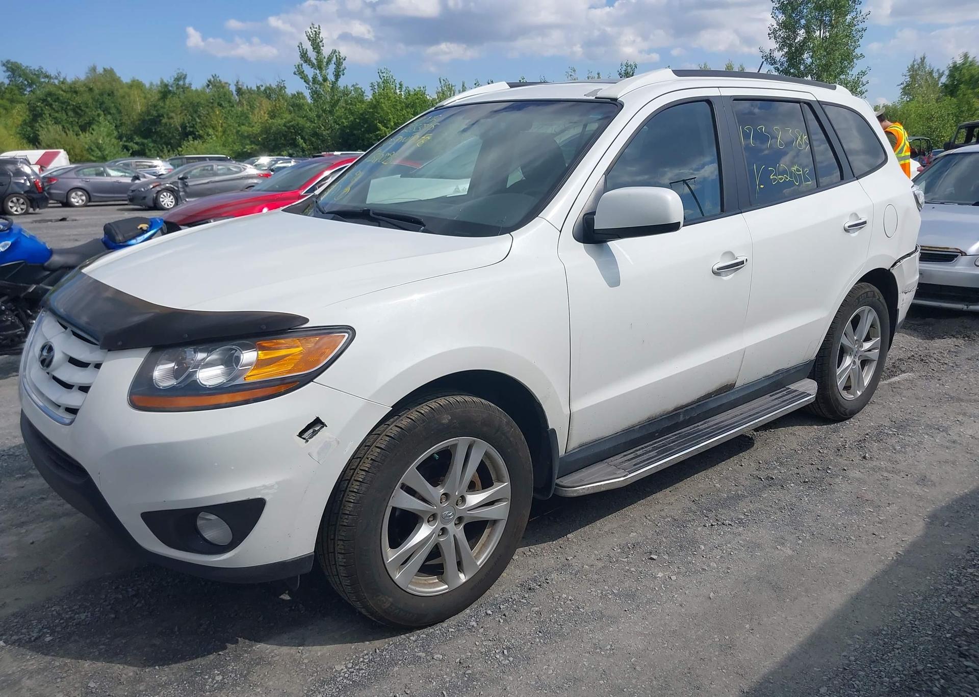 2010 HYUNDAI SANTA FE SE