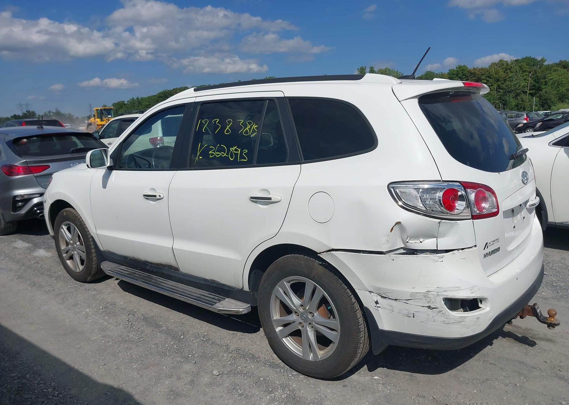 2010 HYUNDAI SANTA FE SE