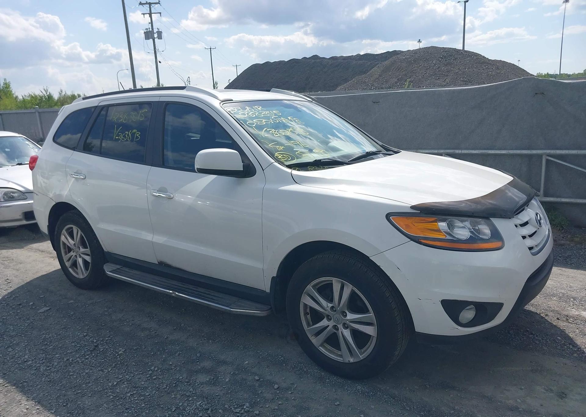 2010 HYUNDAI SANTA FE SE