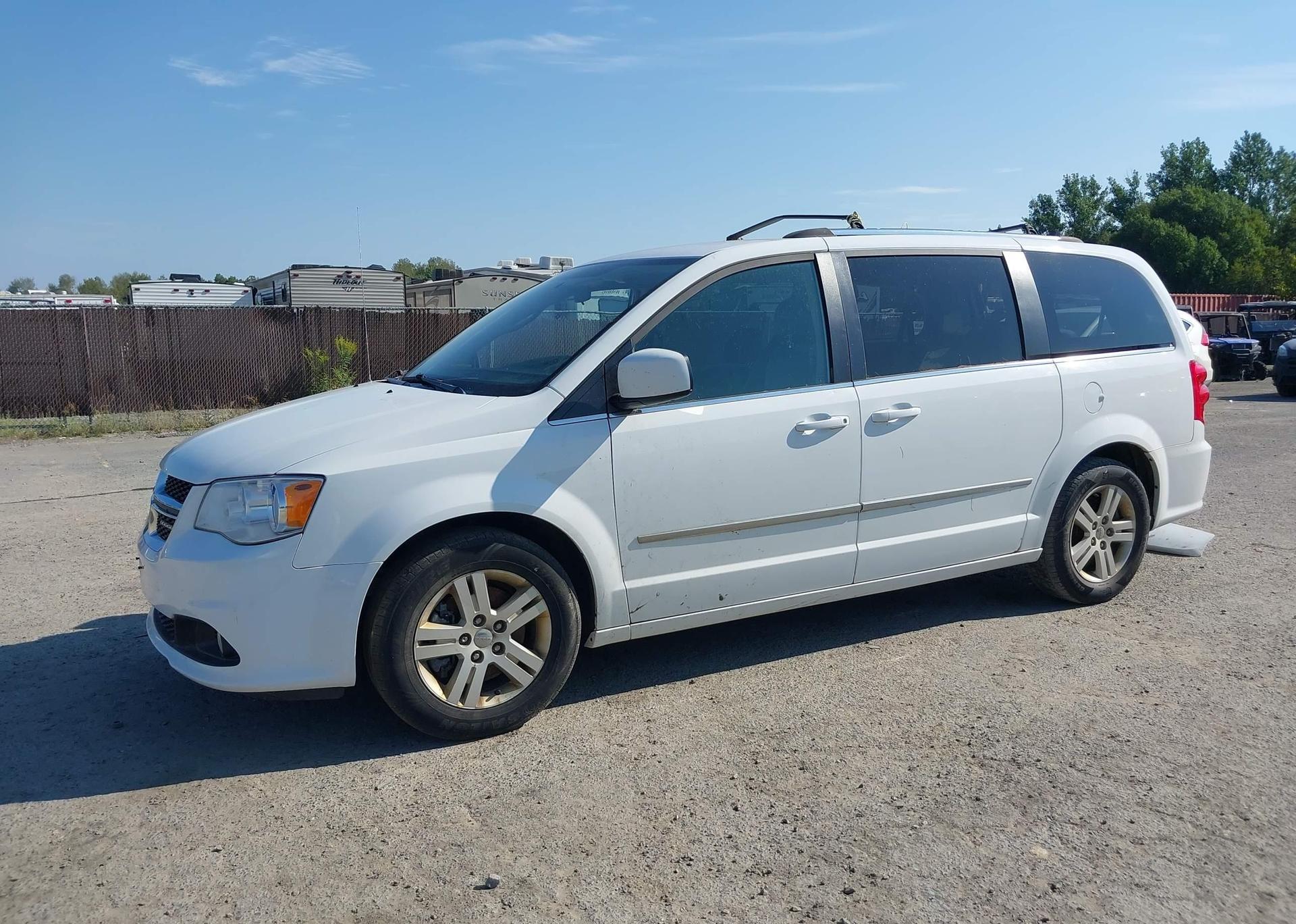2017 DODGE GRAND CARAVAN CREW