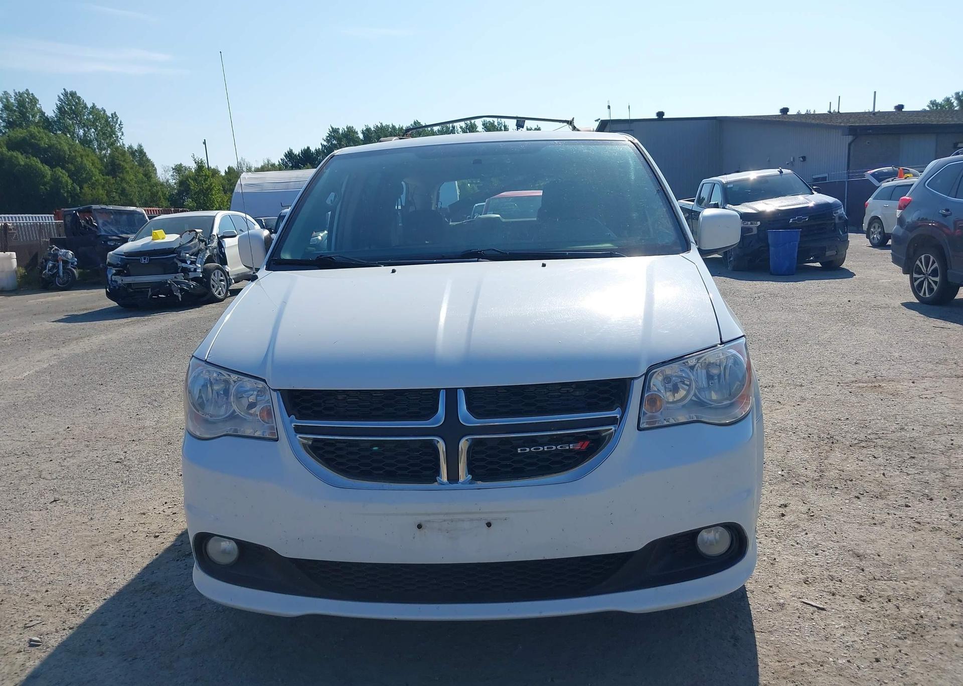 2017 DODGE GRAND CARAVAN CREW