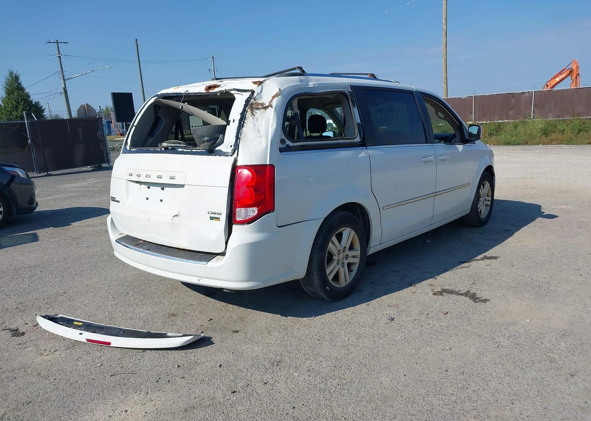 2017 DODGE GRAND CARAVAN CREW