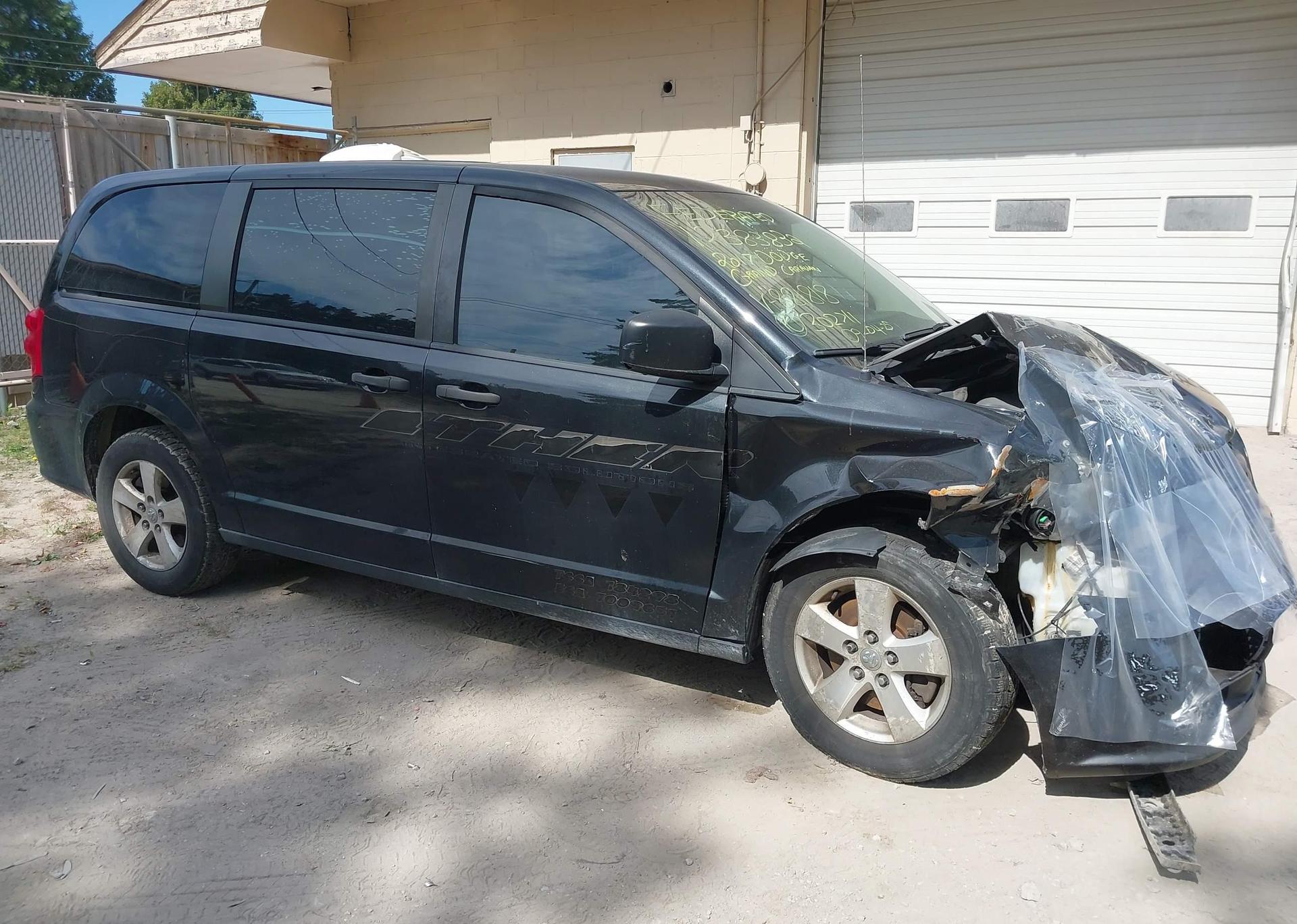 2017 DODGE GRAND CARAVAN SE