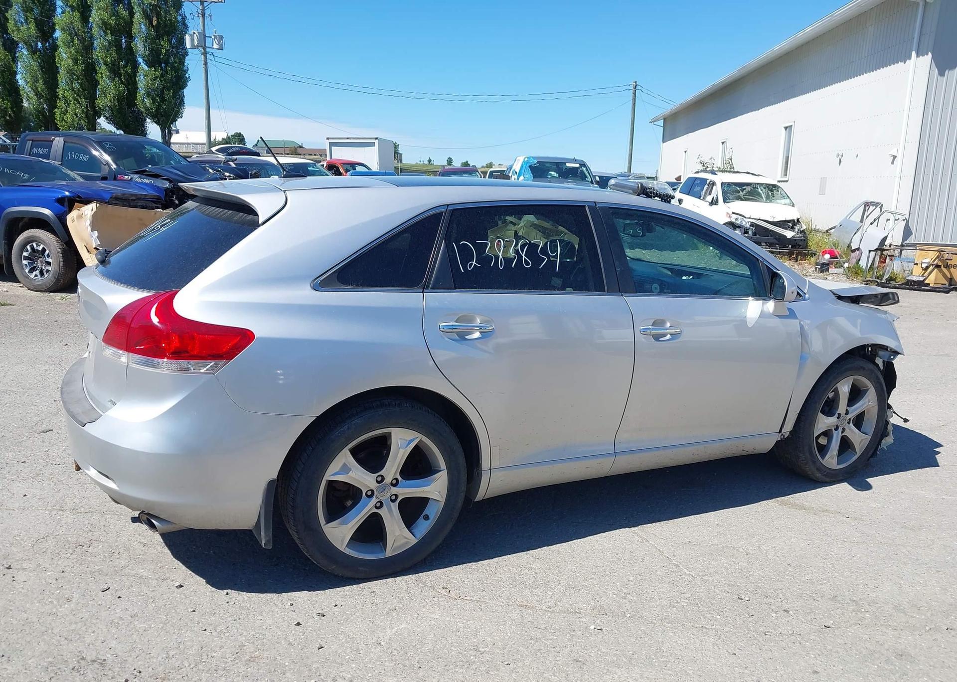 2011 TOYOTA VENZA BASE V6