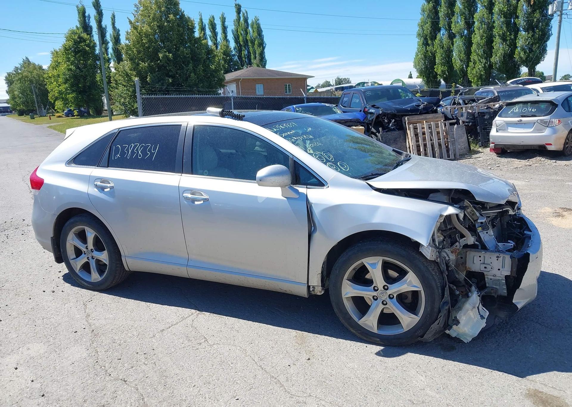 2011 TOYOTA VENZA BASE V6