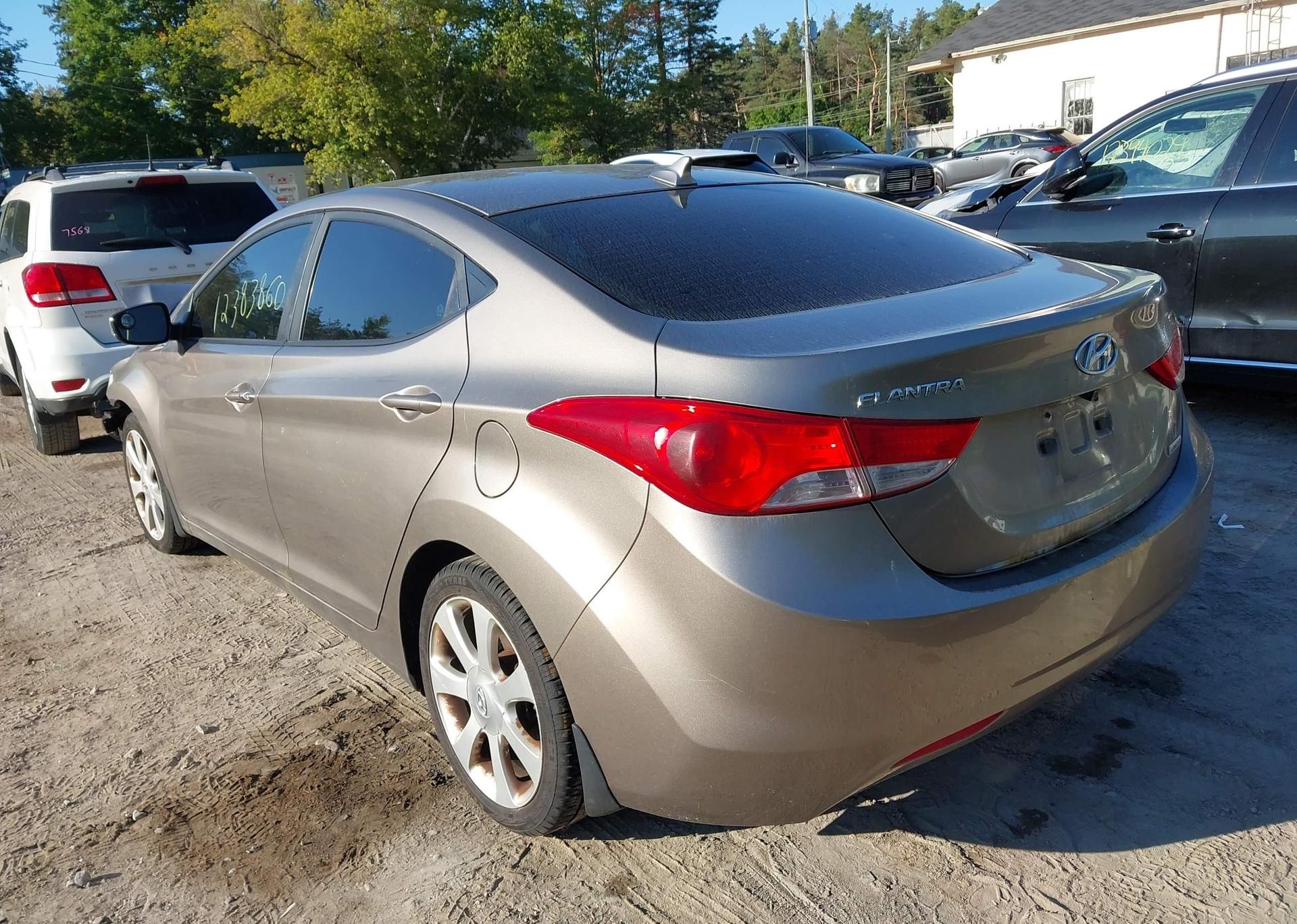 2013 HYUNDAI ELANTRA GLS