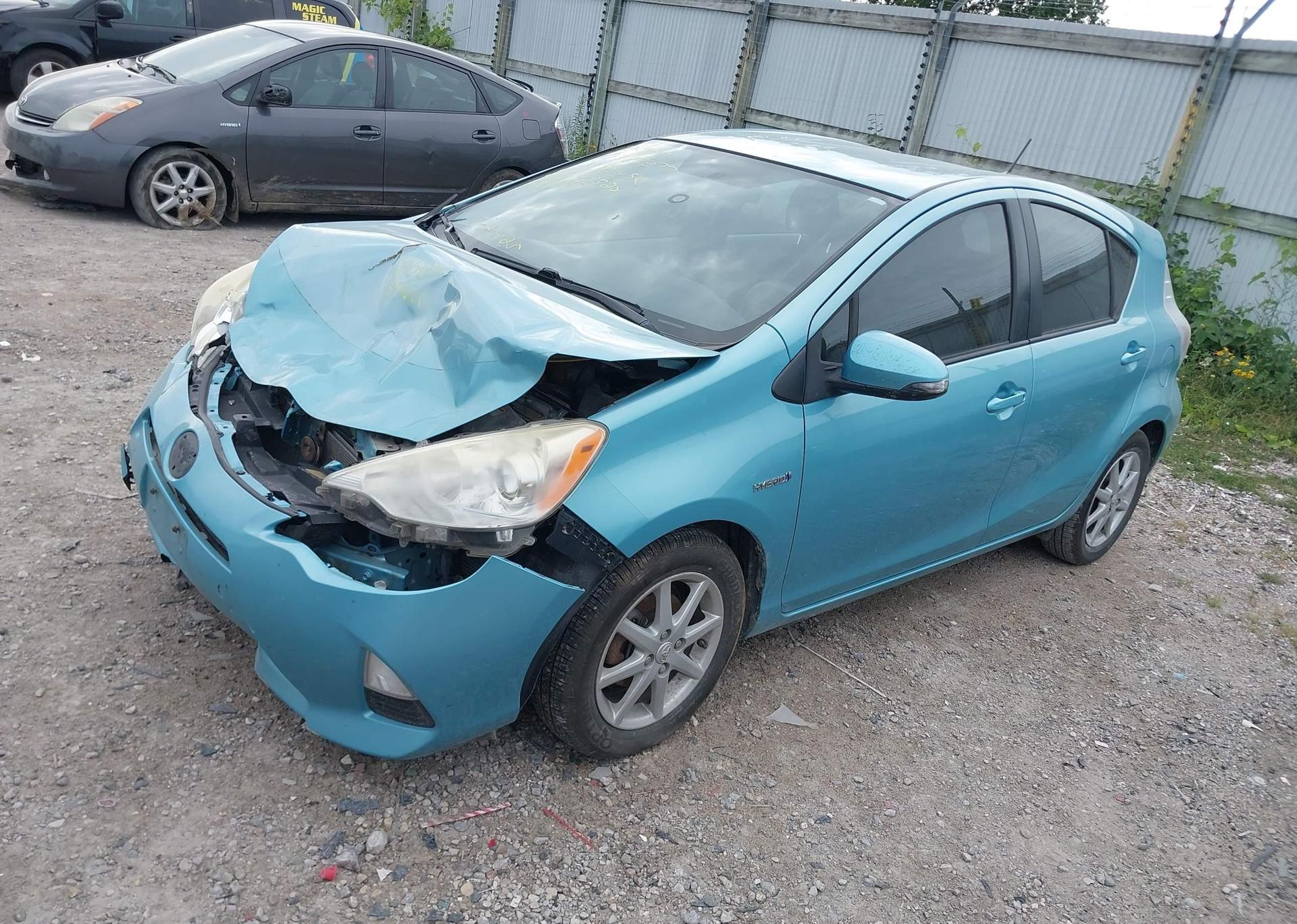 2012 TOYOTA Prius c