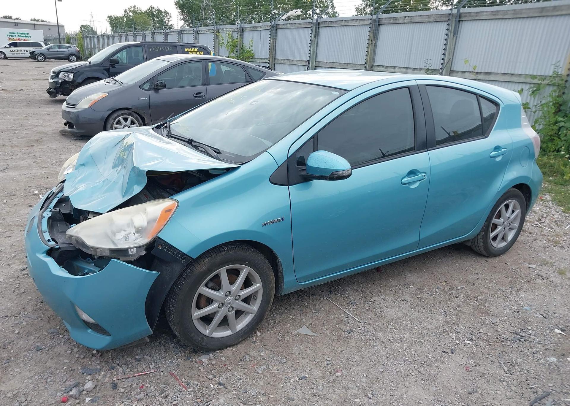 2012 TOYOTA Prius c