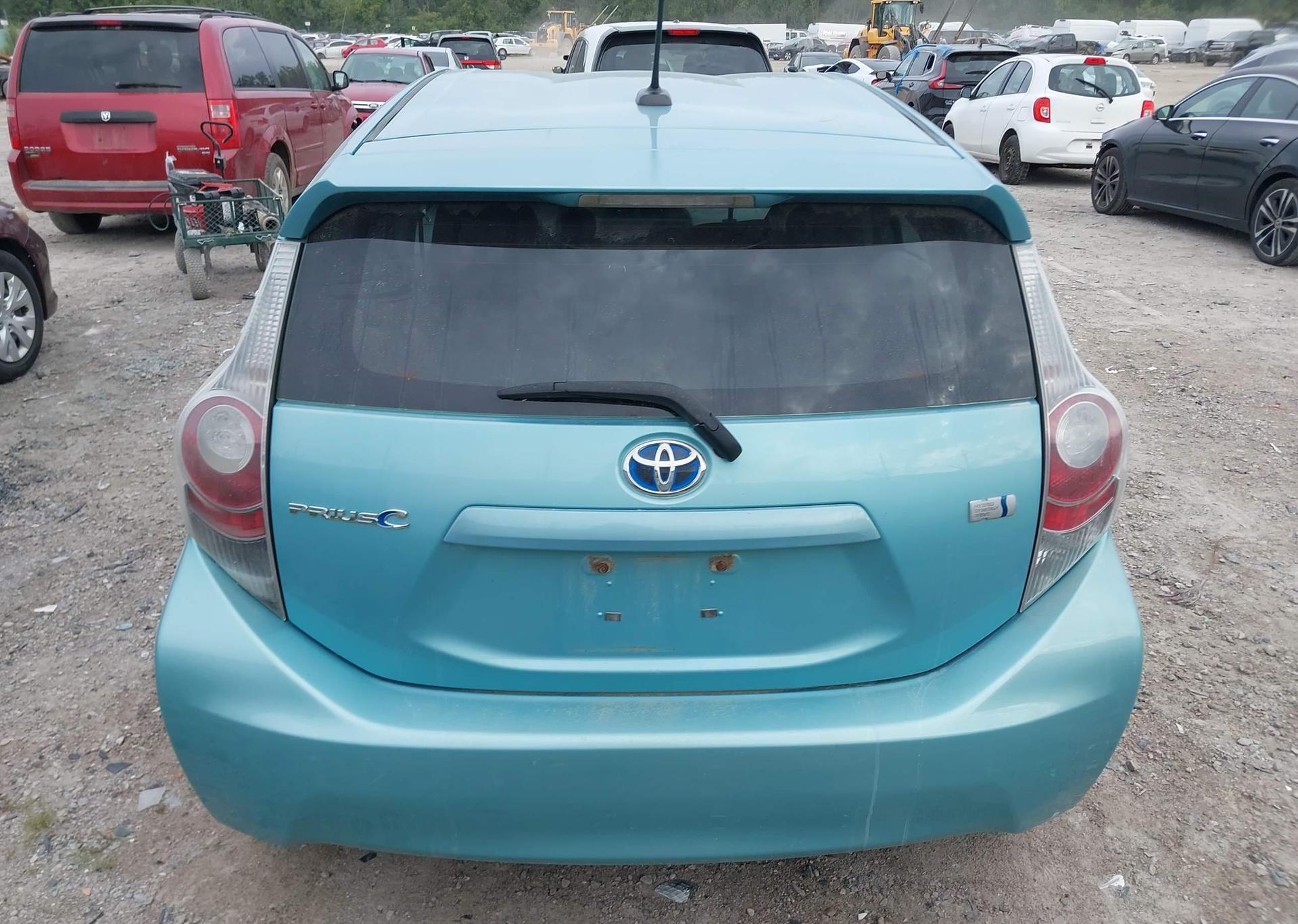 2012 TOYOTA Prius c