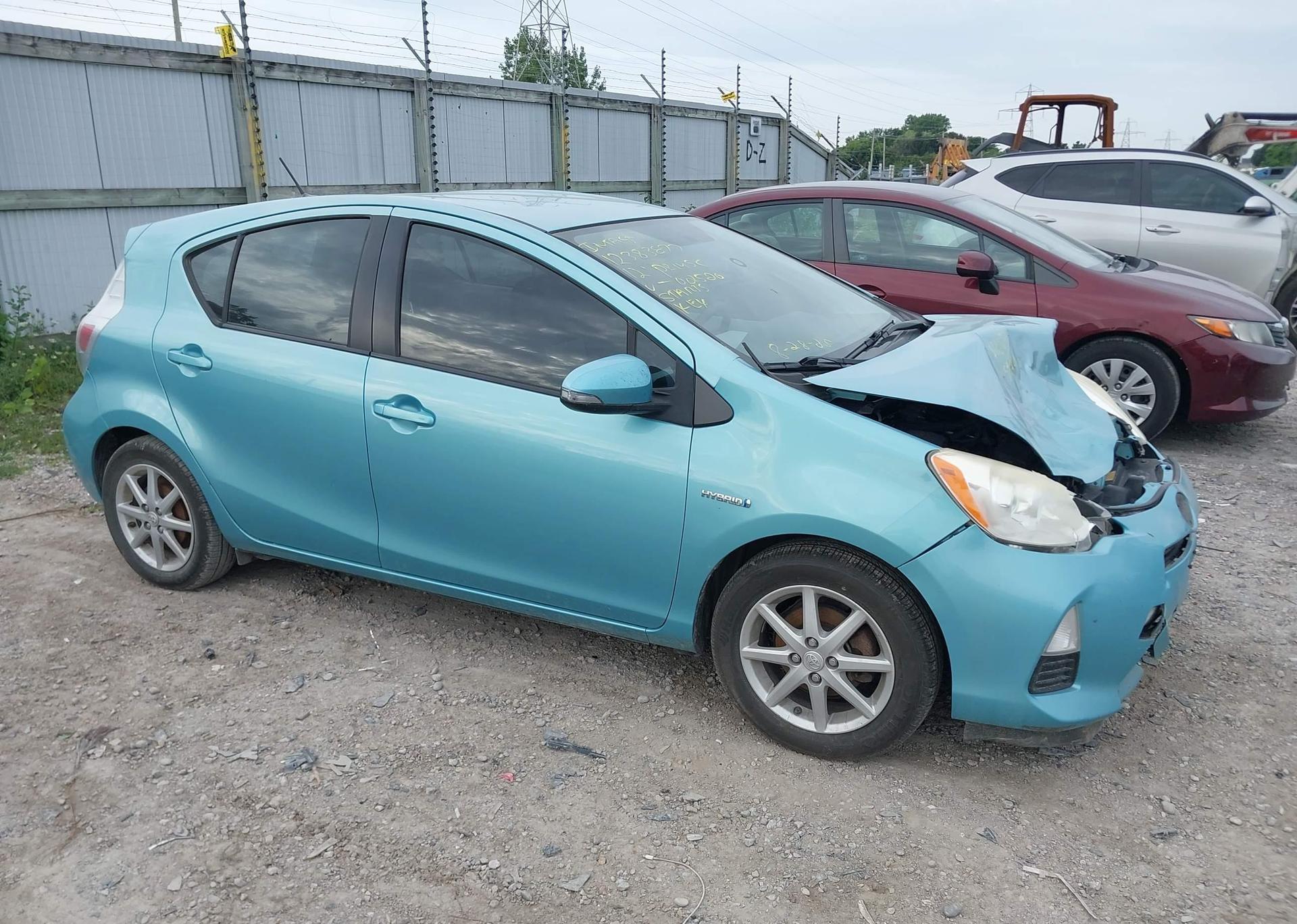 2012 TOYOTA Prius c