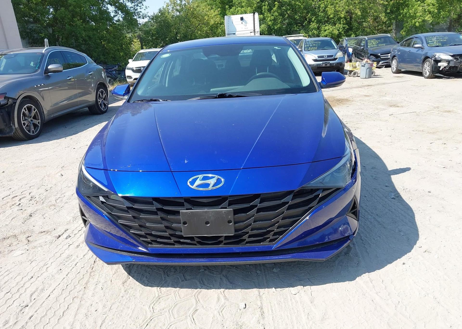 2023 HYUNDAI ELANTRA PREFERRED IVT