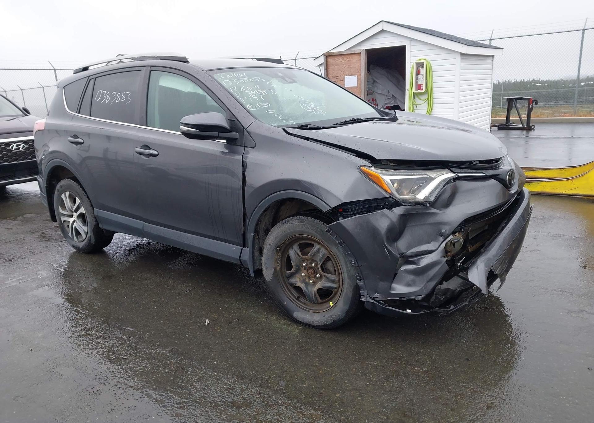 2017 TOYOTA RAV4 LE