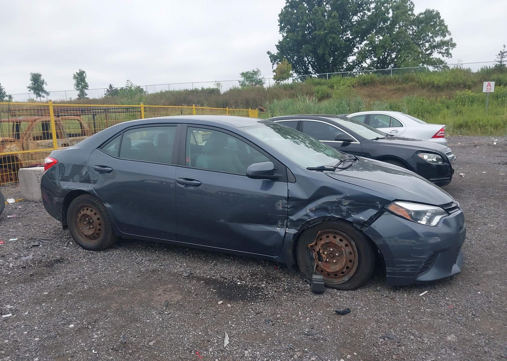 2014 TOYOTA COROLLA LE