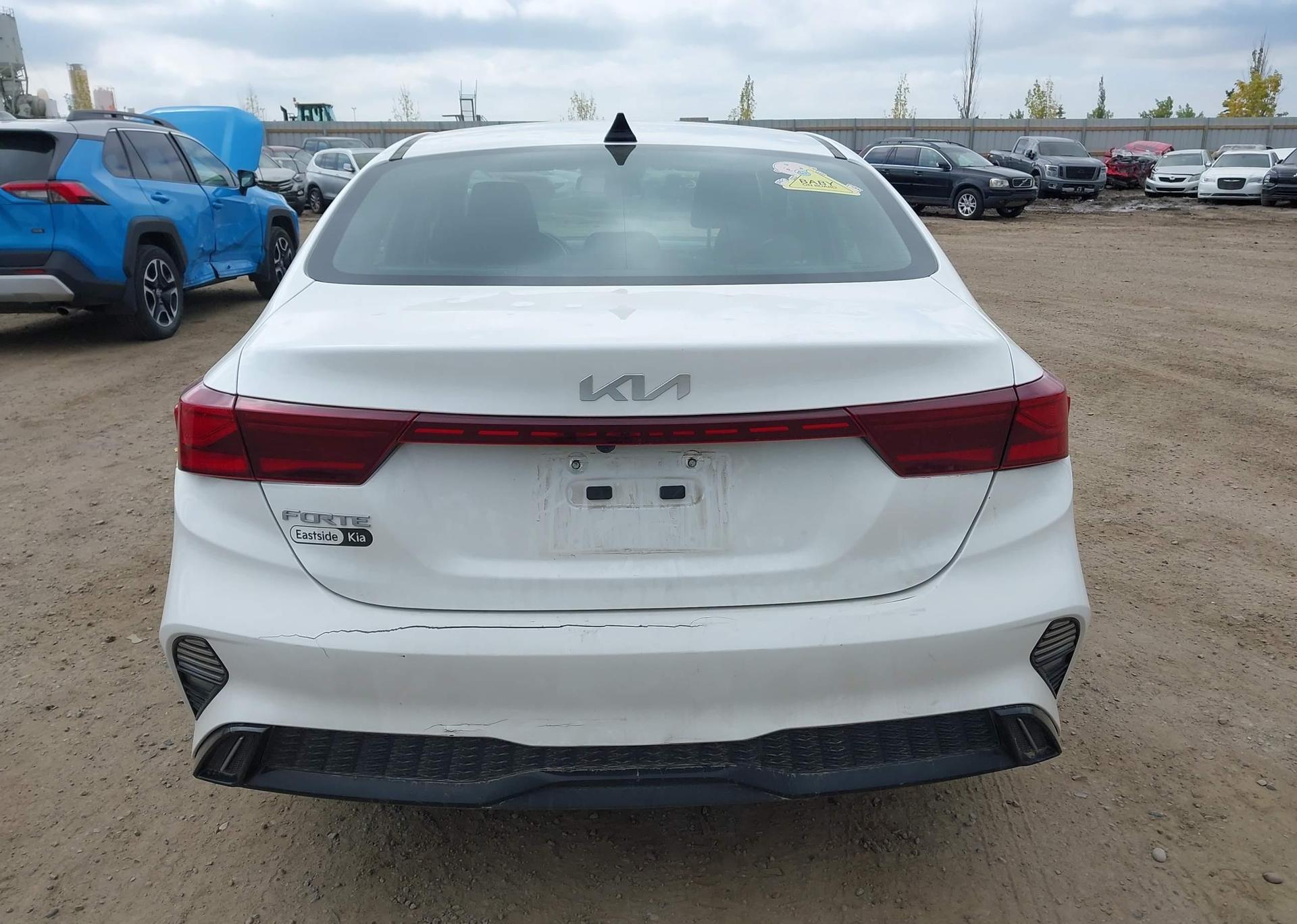 2023 KIA FORTE EX