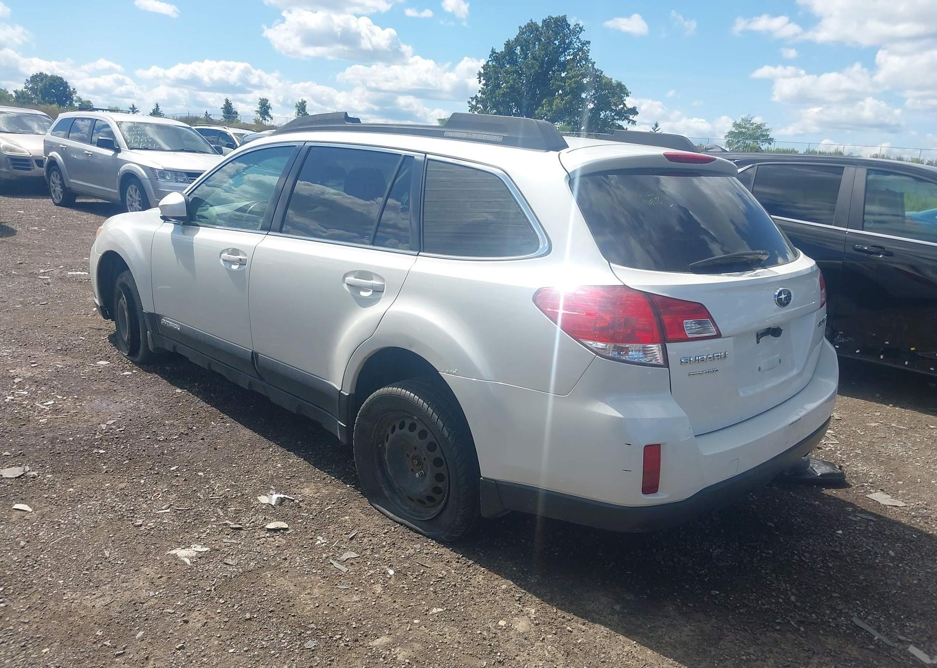 2012 SUBARU OUTBACK 2.5I LIMITED