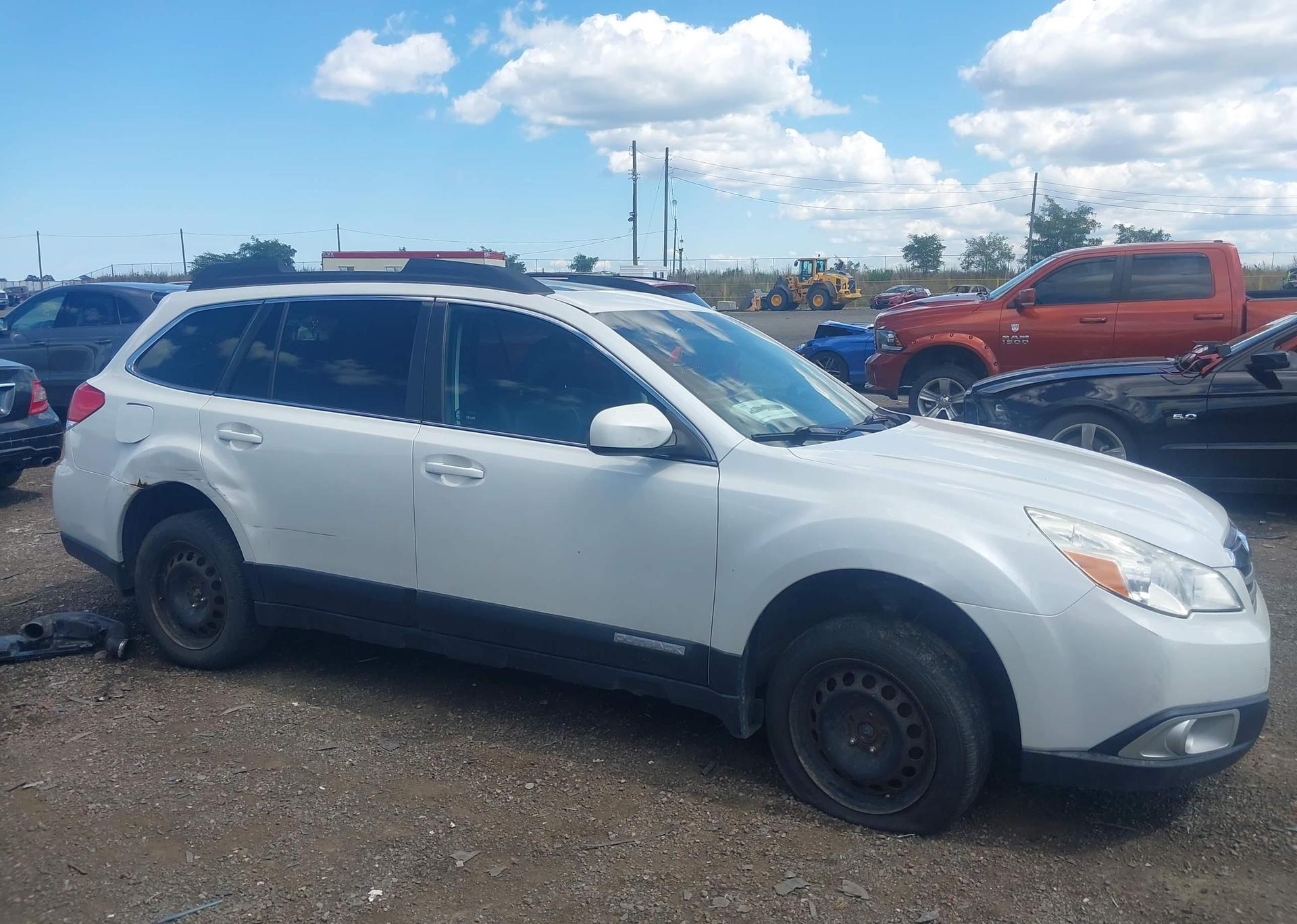 2012 SUBARU OUTBACK 2.5I LIMITED