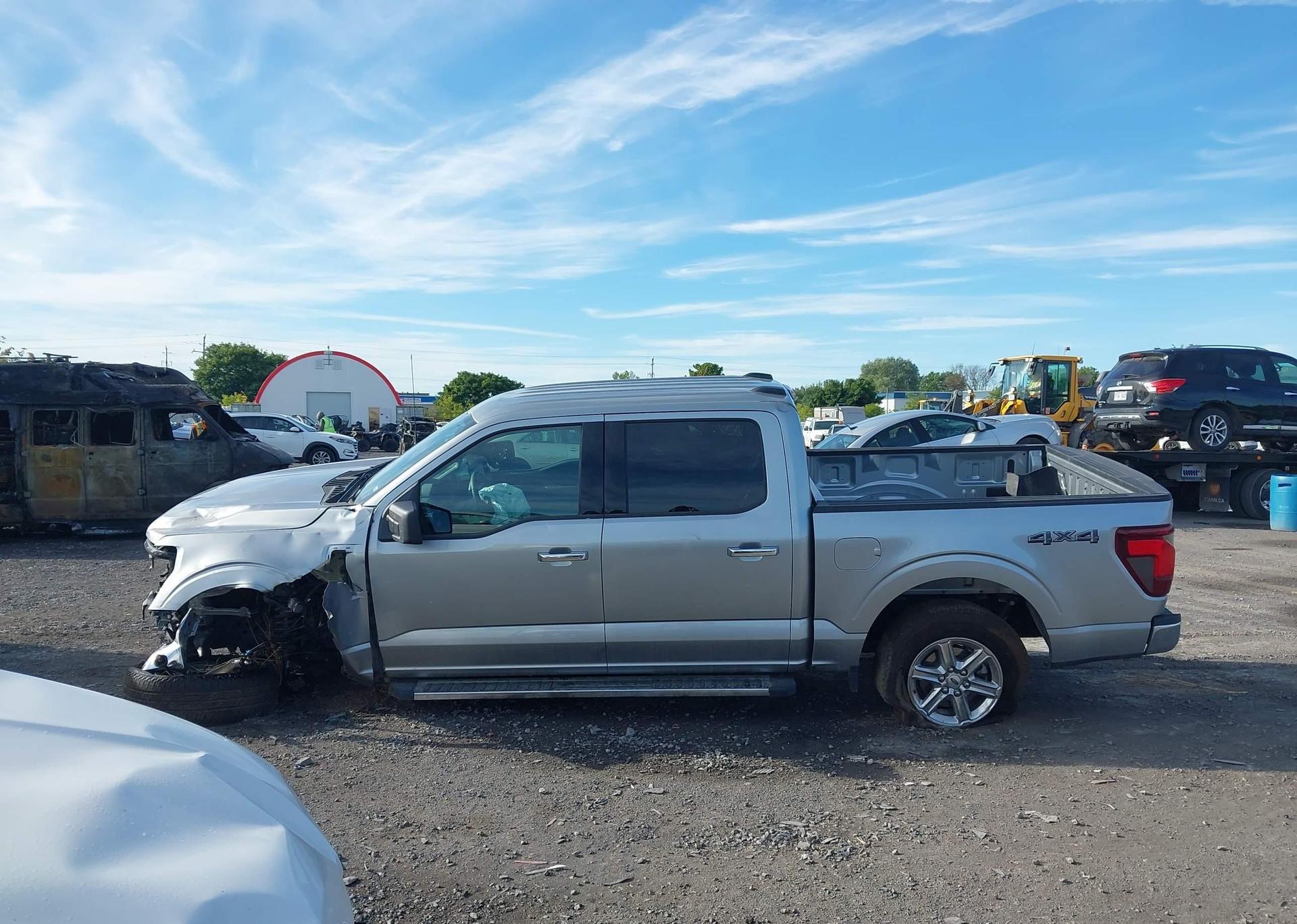 2025 FORD F150 XLT