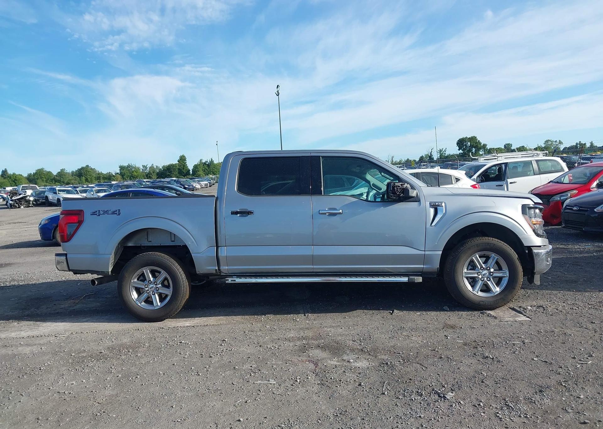 2025 FORD F150 XLT