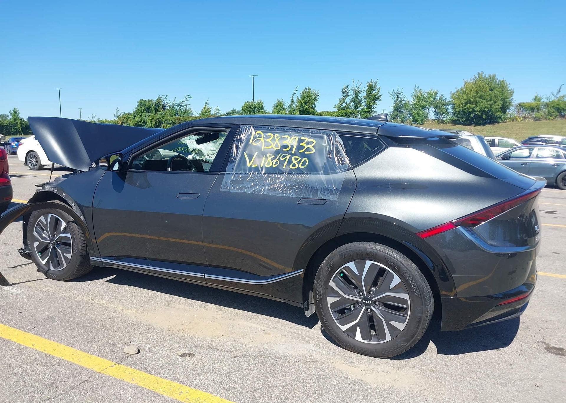 2024 KIA EV6 WIND