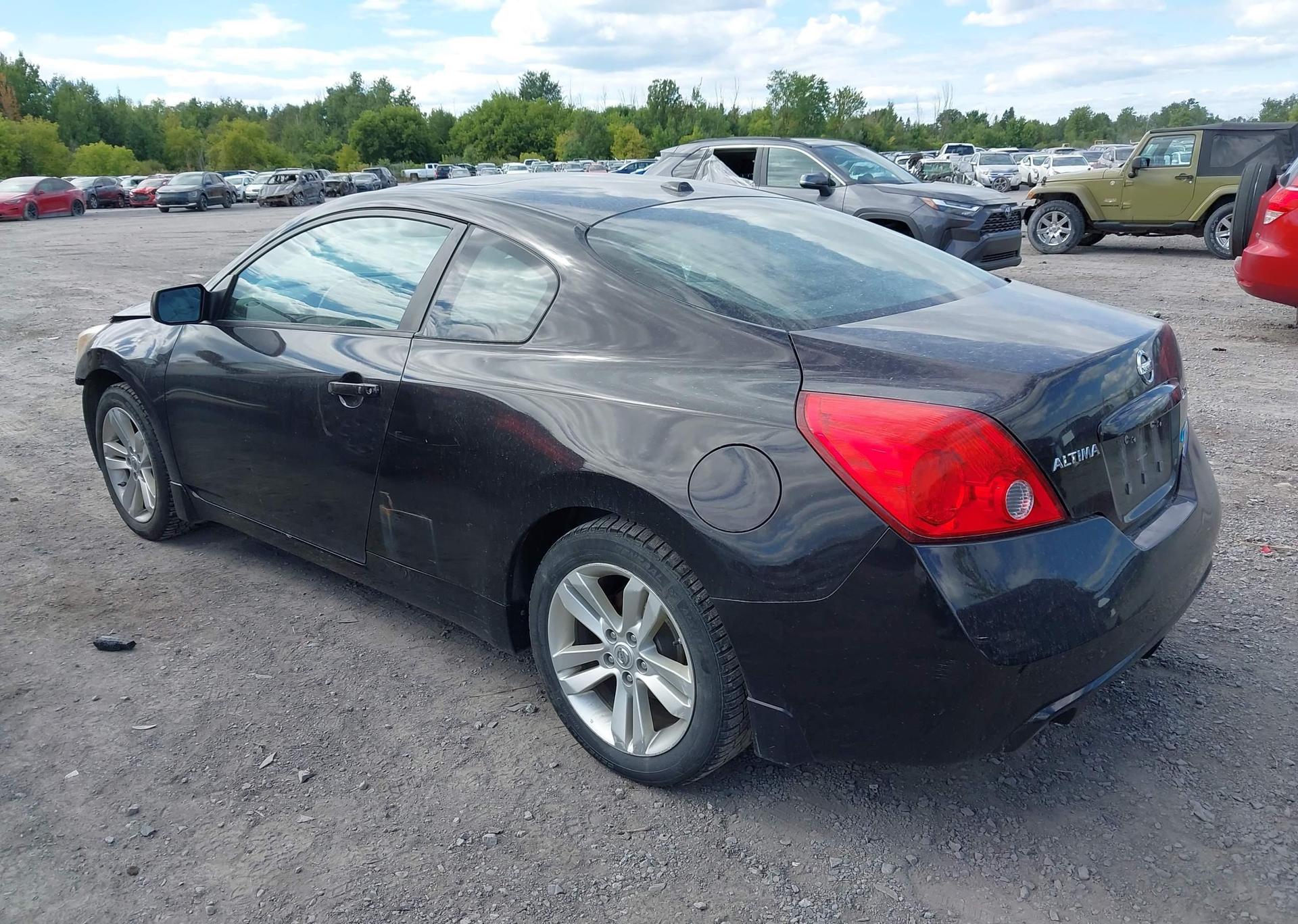 2011 NISSAN Altima S
