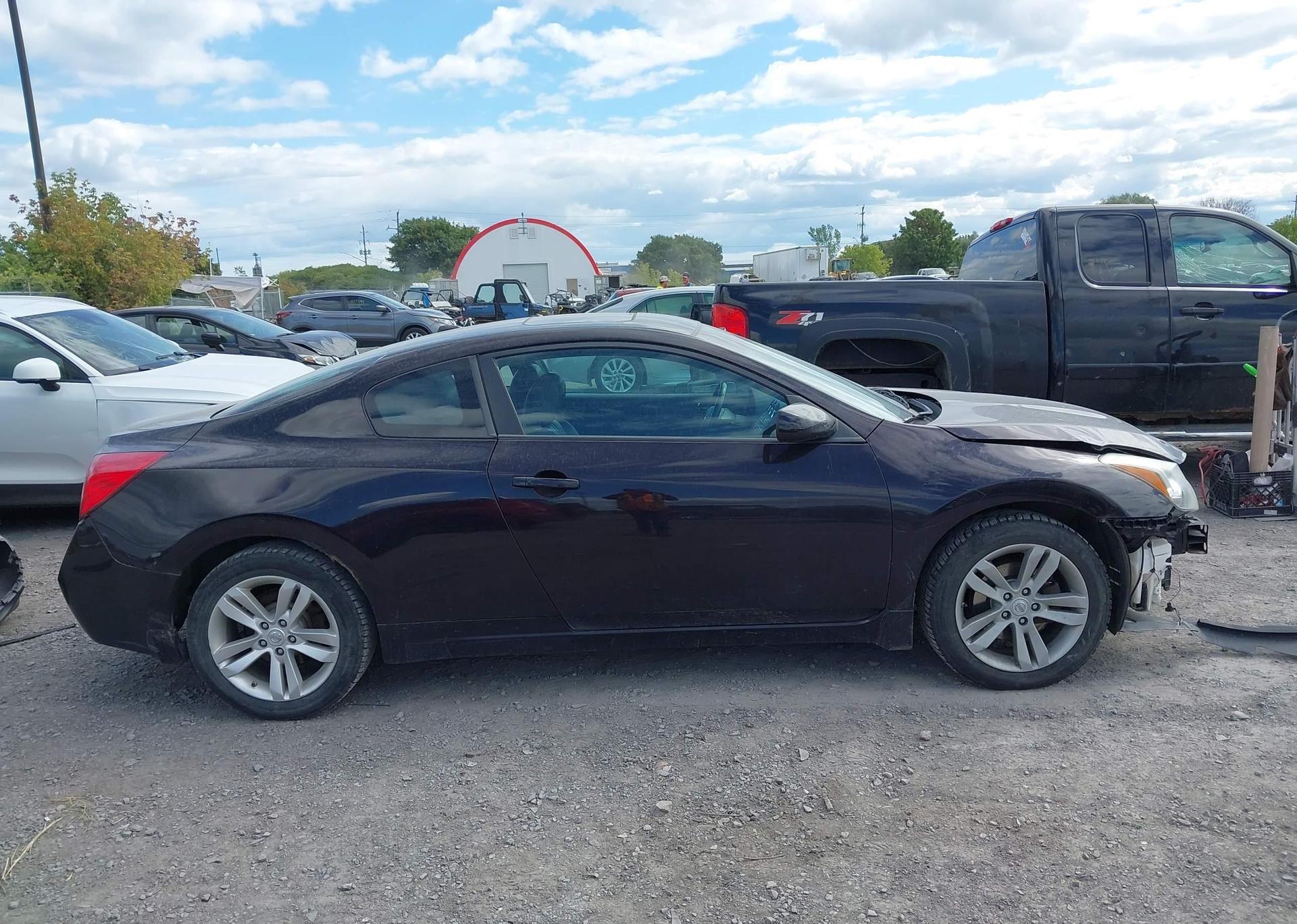 2011 NISSAN Altima S