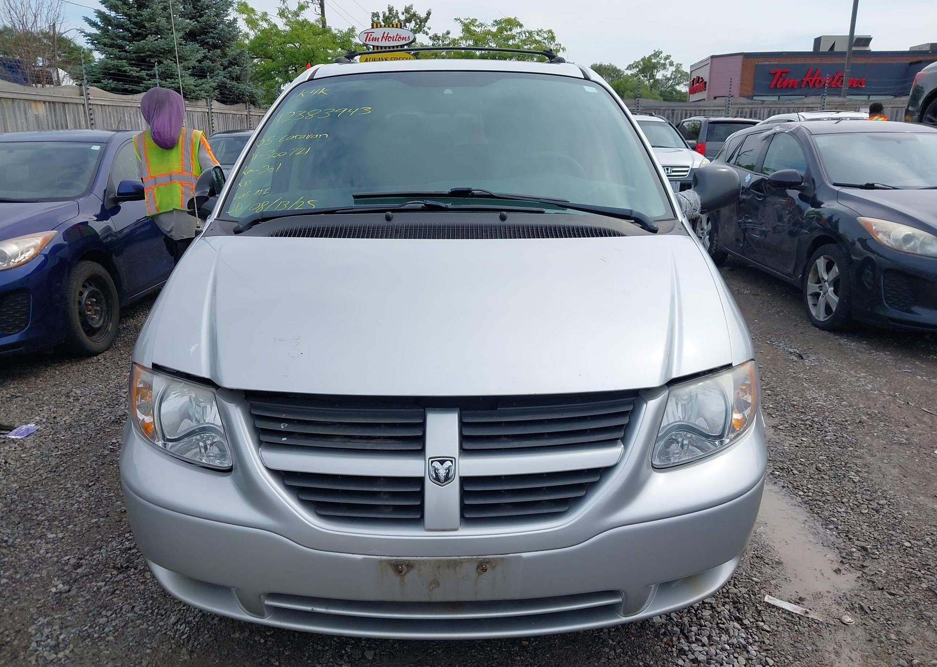 2005 DODGE GRAND CARAVAN SE