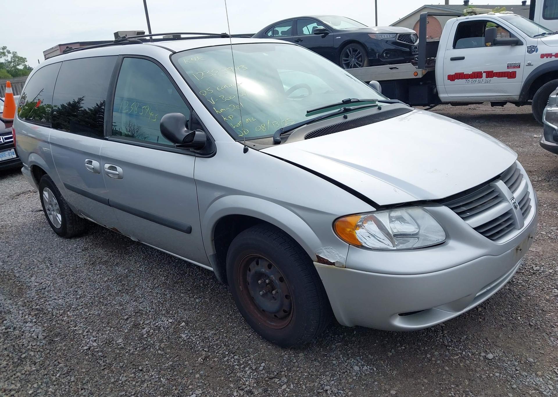 2005 DODGE GRAND CARAVAN SE