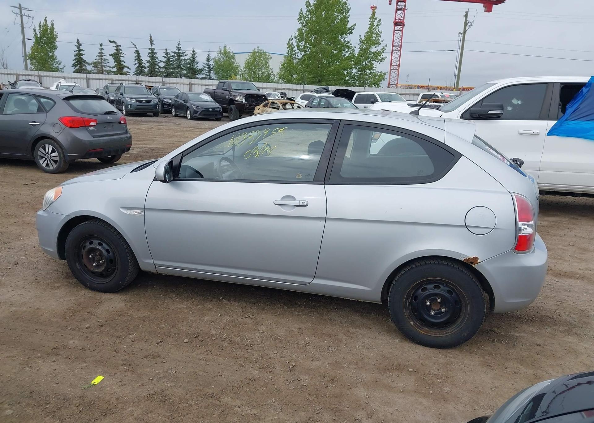 2010 HYUNDAI ACCENT GL