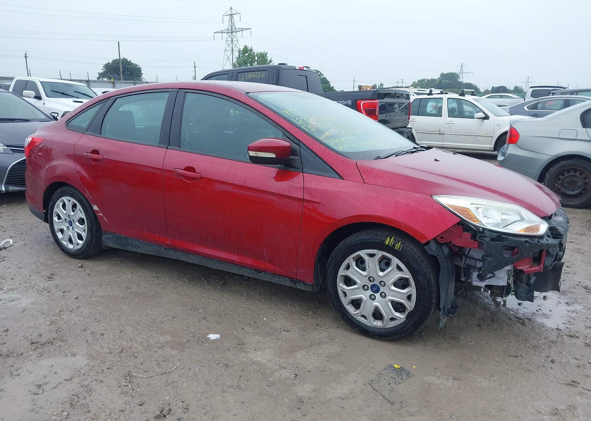 2013 FORD FOCUS SE