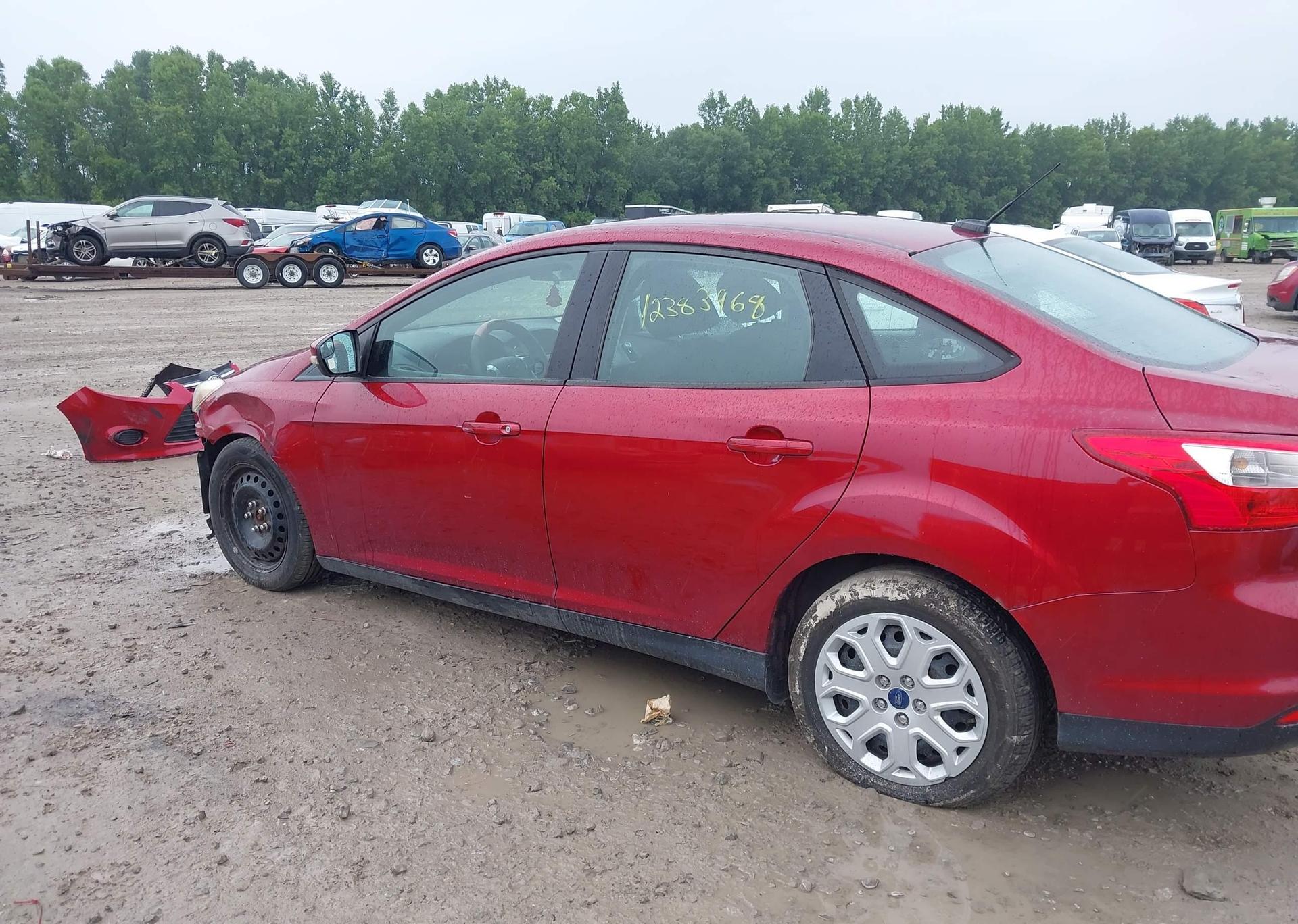 2013 FORD FOCUS SE