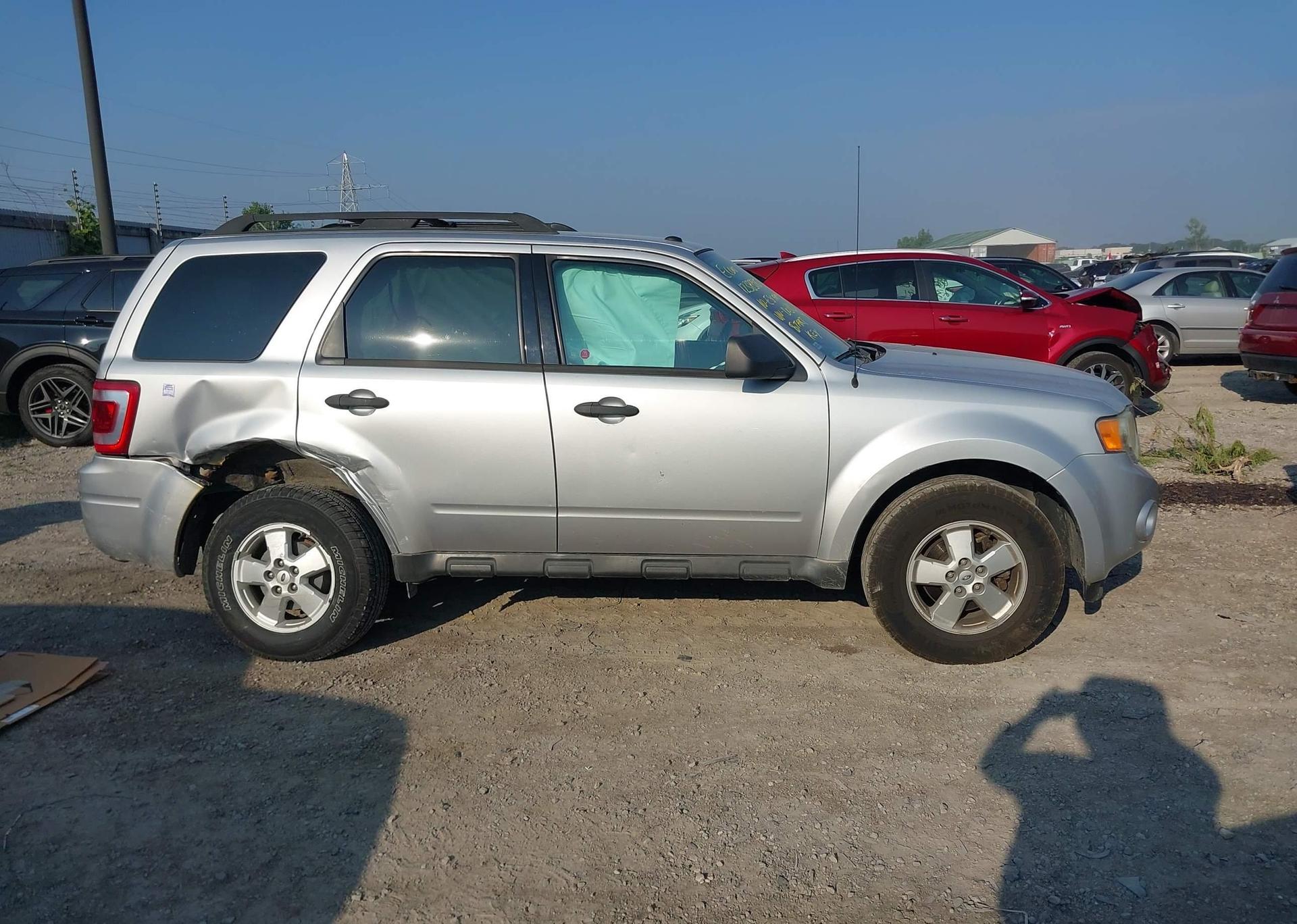 2010 FORD ESCAPE XLT