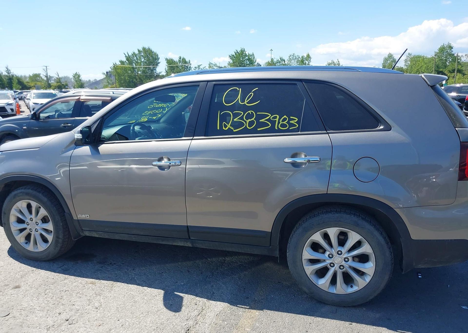 2015 KIA SORENTO EX V6