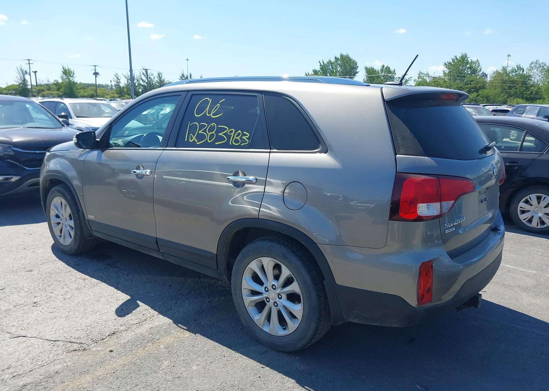 2015 KIA SORENTO EX V6