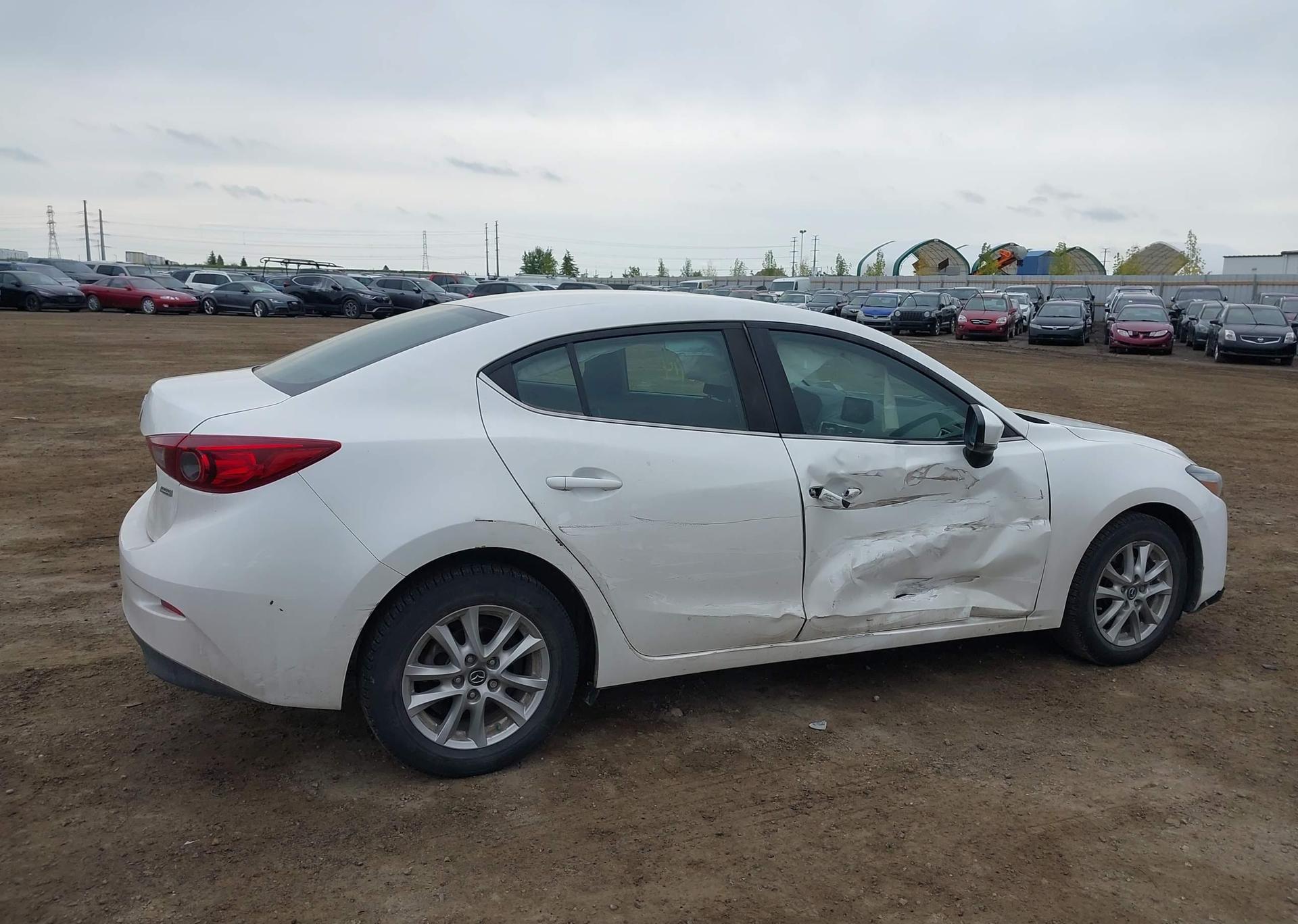 2017 MAZDA MAZDA3 GS