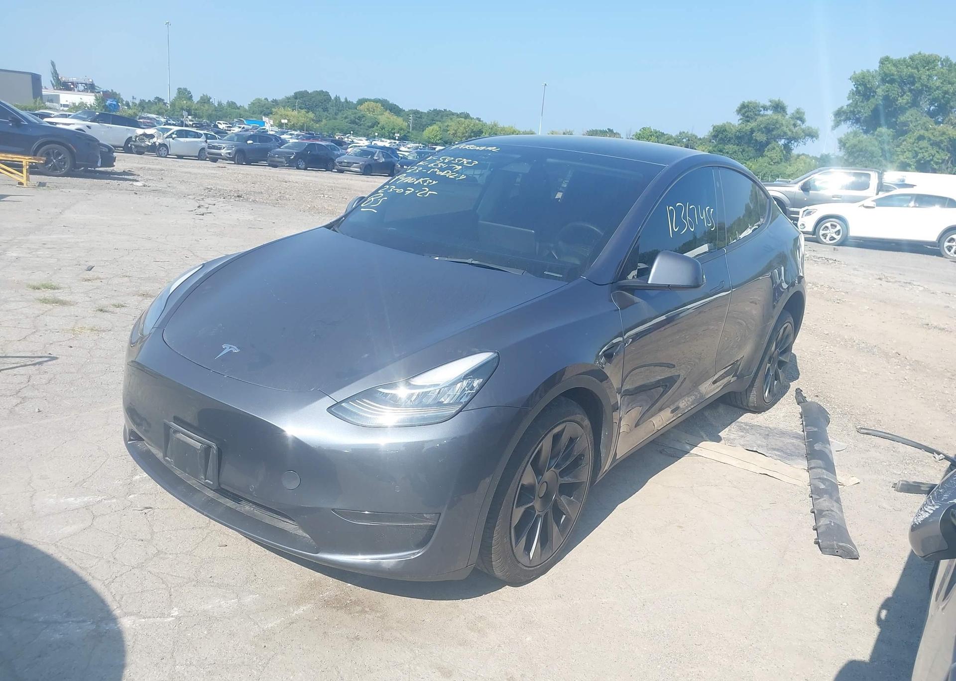 2023 TESLA MODEL Y LONG RANGE