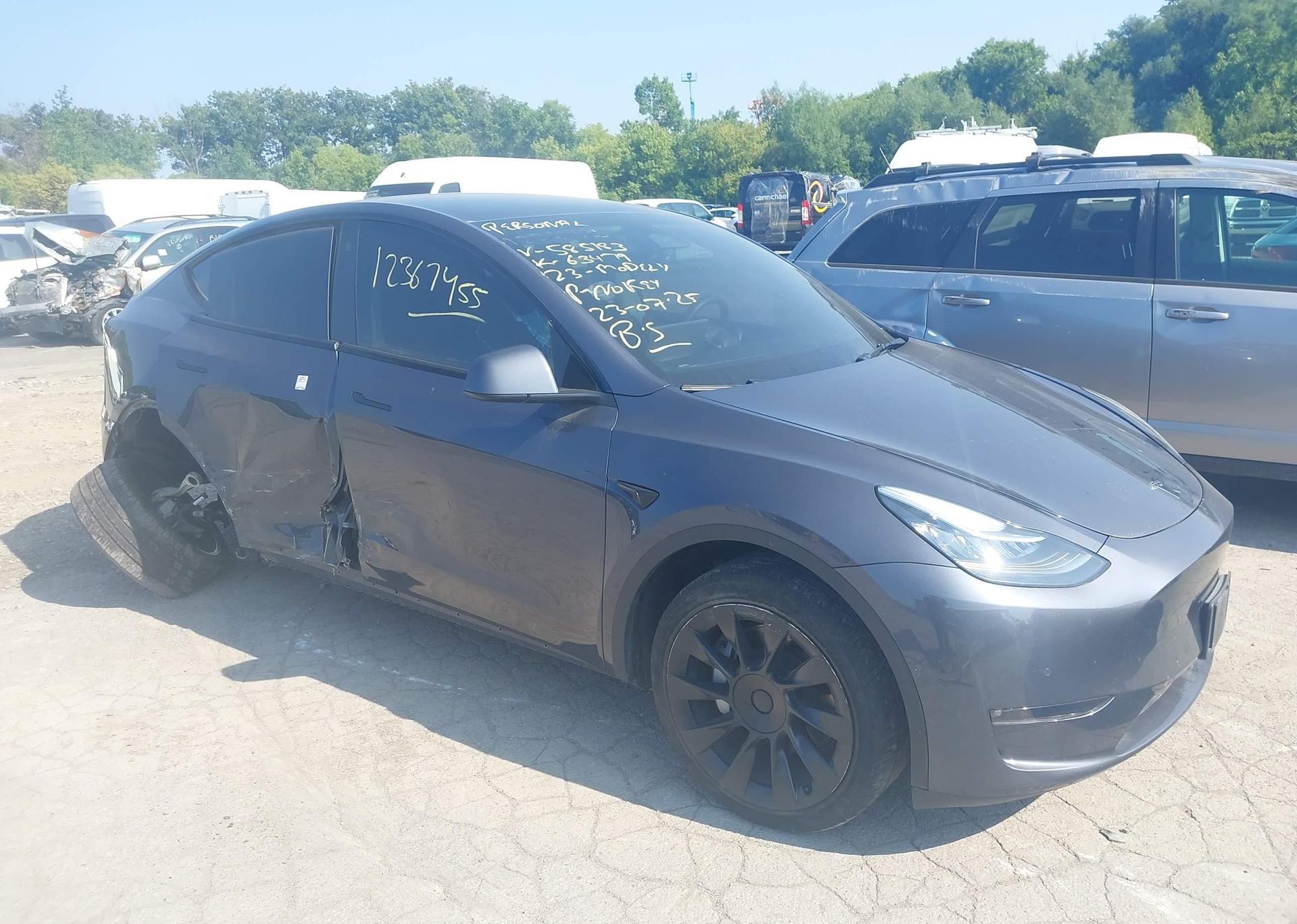 2023 TESLA MODEL Y LONG RANGE